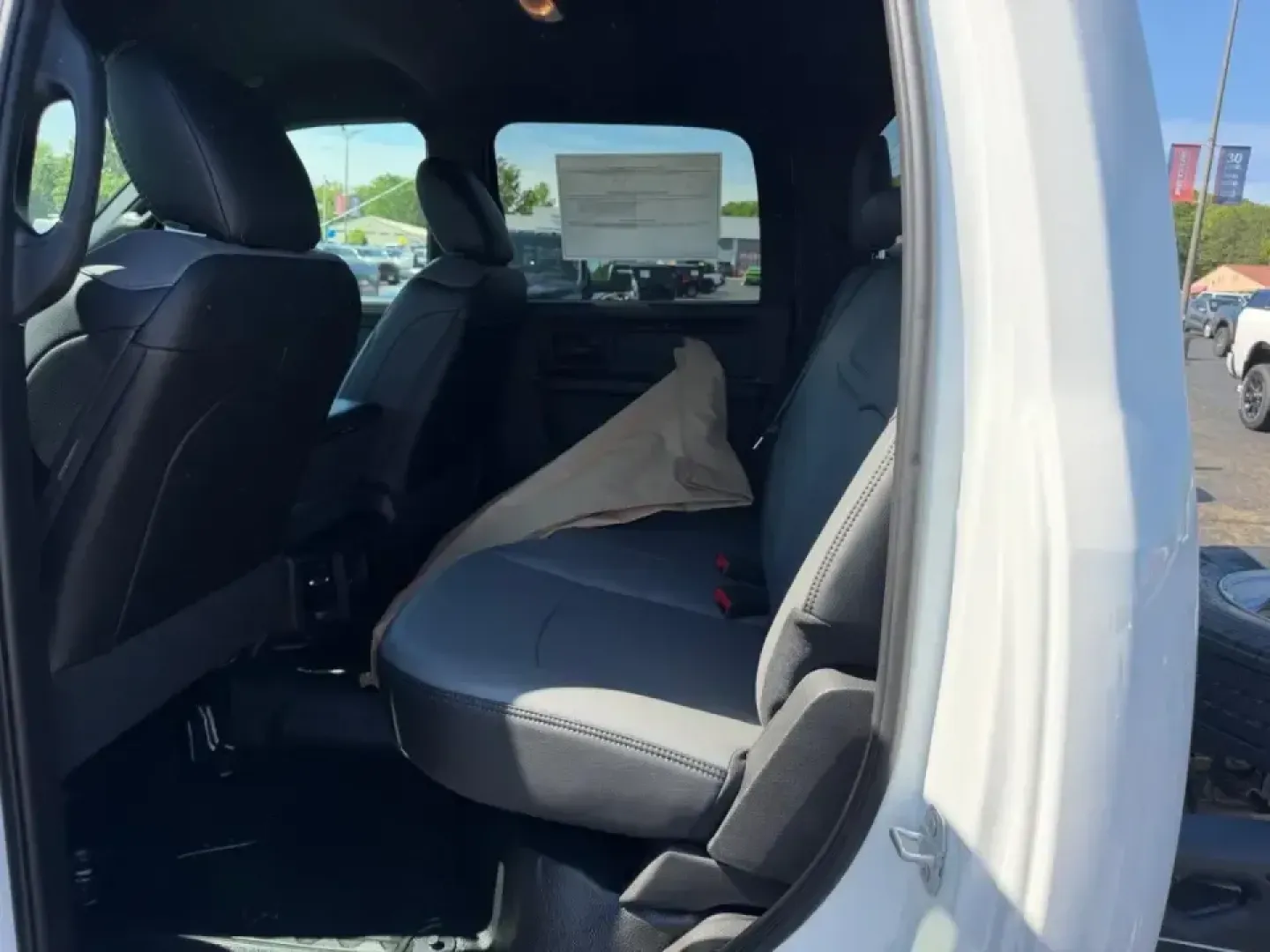 2026 /Diesel Gray/Black Vinyl Ram 4500HD Tradesman (3C7WRLEL6TG) with an Straight 6 Turbocharged Diesel engine, located at 970 Woodlawn Dr., Farmington, MO, 63640, (573) 431-7800, 37.825642, -90.468674 - Built for the kind of workday that starts before sunrise and ends after the last load is secured, this 2026 Ram 4500 Chassis Cab Tradesman is the right fit for contractors, farmers, fleets, and anyone who needs serious capability without the drama. Whether you're hauling equipment to a jobsite off H - Photo#7