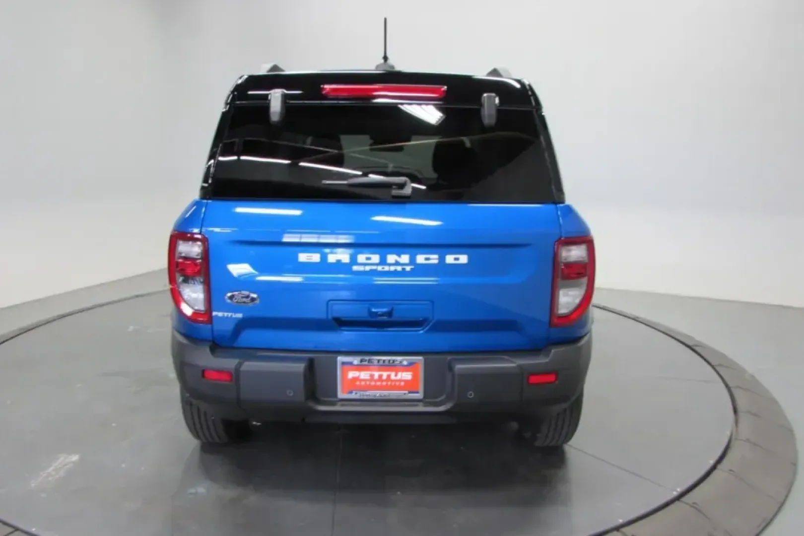 2025 /Ebony/Roast Leather Ford Bronco Sport Outer Banks (3FMCR9CN4SR) with an 1.5L EcoBoost engine, Automatic transmission, located at 12836 Highway 21, De Soto, MO, 63020, (636) 337-7777, 38.151867, -90.575615 - **Adventure Awaits with the 2025 Ford Bronco Sport Outer Banks at Pettus Ford De Soto!**<br /> <br /> Are you ready for your next thrilling adventure? The 2025 Ford Bronco Sport Outer Banks is not just a vehicle; it's a lifestyle choice for the modern explorer, whether you're commuting to work, taki - Photo#6