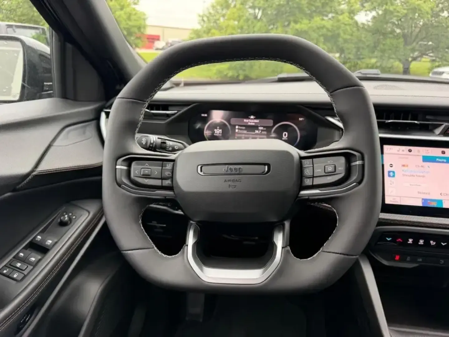 2026 /Global Black Leather Jeep Cherokee Limited (3C4PJMB22TT) with an 1.6L engine, located at 970 Woodlawn Dr., Farmington, MO, 63640, (573) 431-7800, 37.825642, -90.468674 - Whether you're planning family weekends at St. Joe State Park, commuting daily on US-67, or loading up for a road trip through the Ozarks, this 2026 Jeep Cherokee Limited Hybrid is built for the way Farmington, Missouri drivers actually live. With just 215 miles, it delivers that nearly-new feel wit - Photo#11