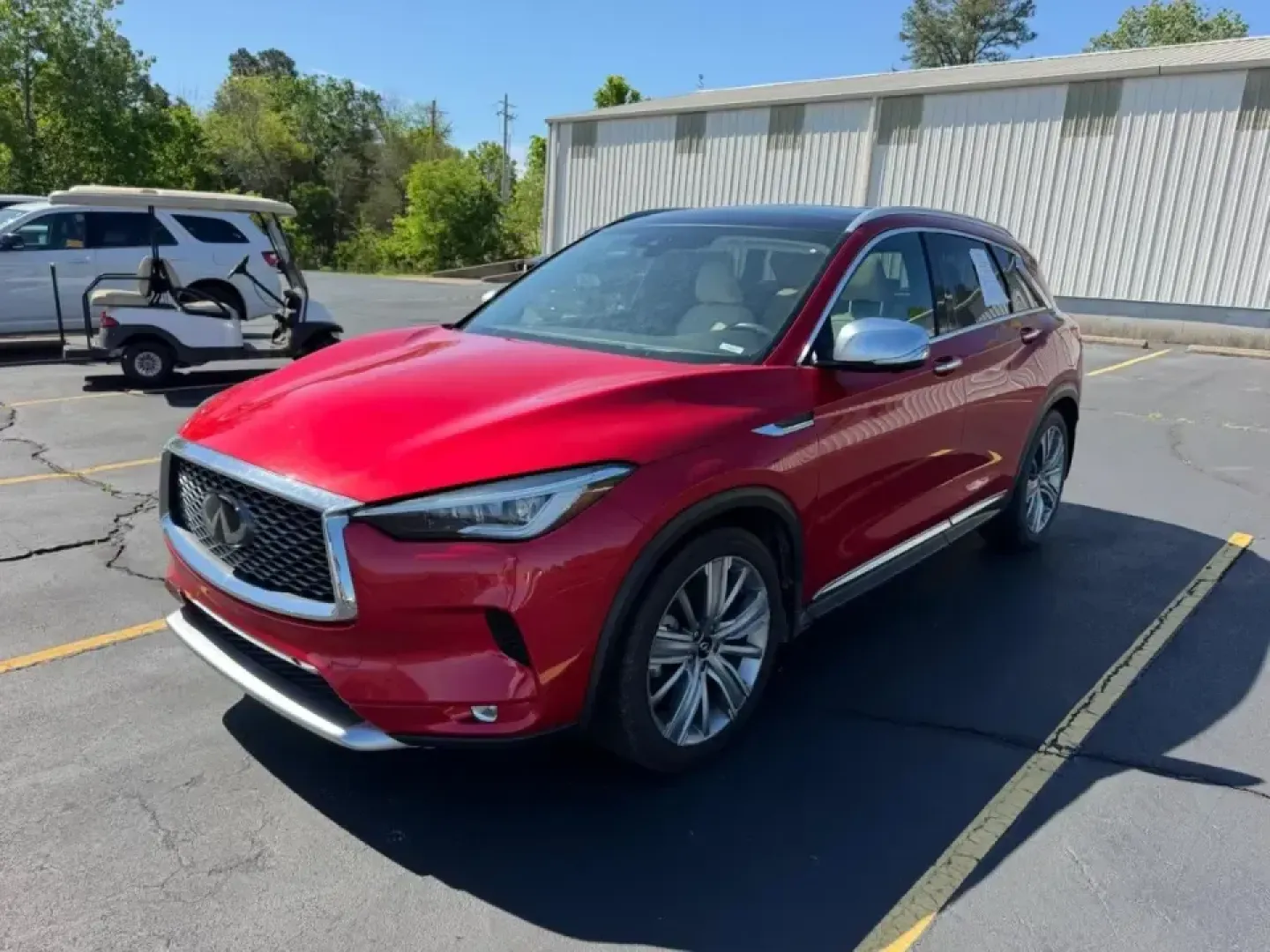 2021 /Wheat/Black Leather Infiniti QX50 SENSORY (3PCAJ5CB4MF) with an 2.0L VC-Turbo I4 engine, Automatic transmission, located at 970 Woodlawn Dr., Farmington, MO, 63640, (573) 431-7800, 37.825642, -90.468674 - Make every mile feel like a mini getaway-whether you're commuting from Farmington to St. Louis for work, running kids between school and practice, or packing up for a weekend at St. Joe State Park. This 2021 INFINITI QX50 Sensory AWD blends premium comfort with everyday practicality, making it a sma - Photo#1