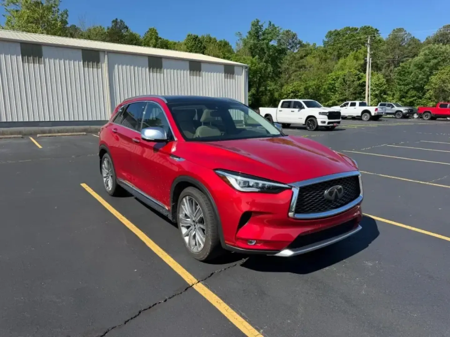 2021 /Wheat/Black Leather Infiniti QX50 SENSORY (3PCAJ5CB4MF) with an 2.0L VC-Turbo I4 engine, Automatic transmission, located at 970 Woodlawn Dr., Farmington, MO, 63640, (573) 431-7800, 37.825642, -90.468674 - Make every mile feel like a mini getaway-whether you're commuting from Farmington to St. Louis for work, running kids between school and practice, or packing up for a weekend at St. Joe State Park. This 2021 INFINITI QX50 Sensory AWD blends premium comfort with everyday practicality, making it a sma - Photo#2