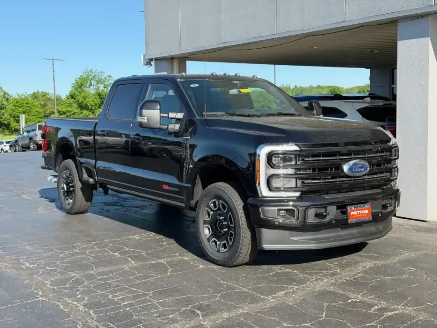 2026 /Black Onyx Leather Ford F-250SD King Ranch Crew Cab 4WD (1FT8W2BM4TE) with an 6.7L engine, 6A transmission, located at 141 Commercial Dr, Fredericktown, MO, 63645, (573) 783-6432, 37.570087, -90.320648 - Whether you're hauling a camper to Sam A. Baker State Park, towing a work trailer down US-67, or simply wanting a premium truck that makes long drives feel effortless, this 2026 Ford Super Duty F-250 SRW King Ranch Crew Cab 4WD is built for the Fredericktown lifestyle. With only 5 miles on the odome - Photo#0