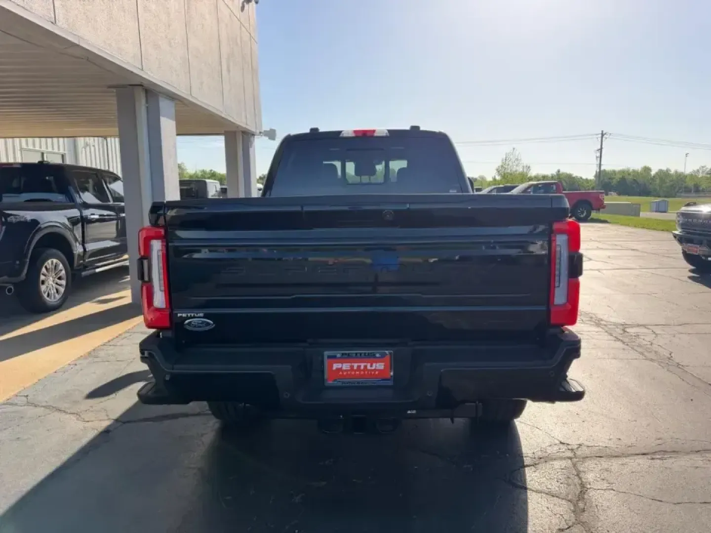 2026 /Black Onyx Leather Ford F-250SD King Ranch Crew Cab 4WD (1FT8W2BM4TE) with an 6.7L engine, 6A transmission, located at 141 Commercial Dr, Fredericktown, MO, 63645, (573) 783-6432, 37.570087, -90.320648 - Whether you're hauling a camper to Sam A. Baker State Park, towing a work trailer down US-67, or simply wanting a premium truck that makes long drives feel effortless, this 2026 Ford Super Duty F-250 SRW King Ranch Crew Cab 4WD is built for the Fredericktown lifestyle. With only 5 miles on the odome - Photo#3