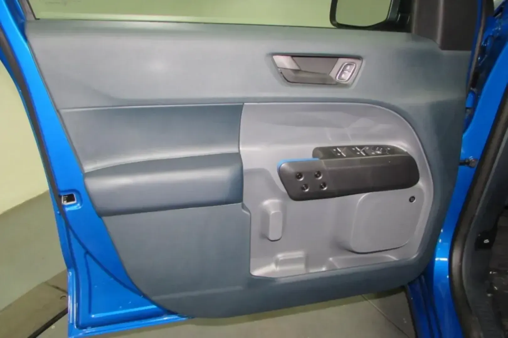 2025 /Cloth Ford Maverick (3FTCW8PA6SR) with an 2.0L EcoBoost engine, Automatic transmission, located at 12836 Highway 21, De Soto, MO, 63020, (636) 337-7777, 38.151867, -90.575615 - **Elevate Your Adventures with the 2025 Ford Maverick at Pettus Ford De Soto!**<br /> <br /> Are you ready to take your weekend getaways and daily commutes to the next level? The 2025 Ford Maverick, available at Pettus Ford De Soto, is the perfect companion for anyone seeking versatility, comfort, a - Photo#12