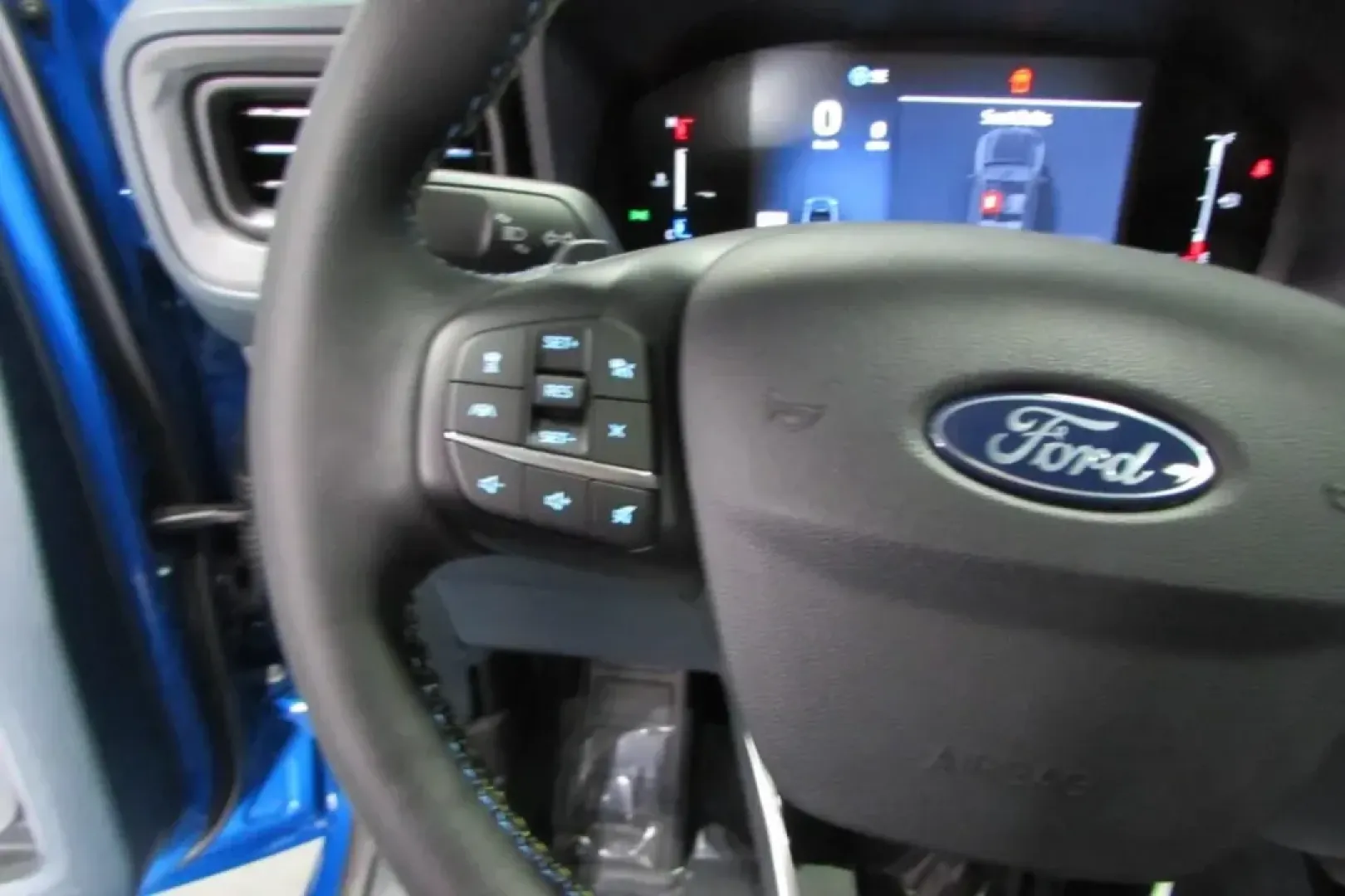 2025 /Cloth Ford Maverick (3FTCW8PA6SR) with an 2.0L EcoBoost engine, Automatic transmission, located at 12836 Highway 21, De Soto, MO, 63020, (636) 337-7777, 38.151867, -90.575615 - **Elevate Your Adventures with the 2025 Ford Maverick at Pettus Ford De Soto!**<br /> <br /> Are you ready to take your weekend getaways and daily commutes to the next level? The 2025 Ford Maverick, available at Pettus Ford De Soto, is the perfect companion for anyone seeking versatility, comfort, a - Photo#16