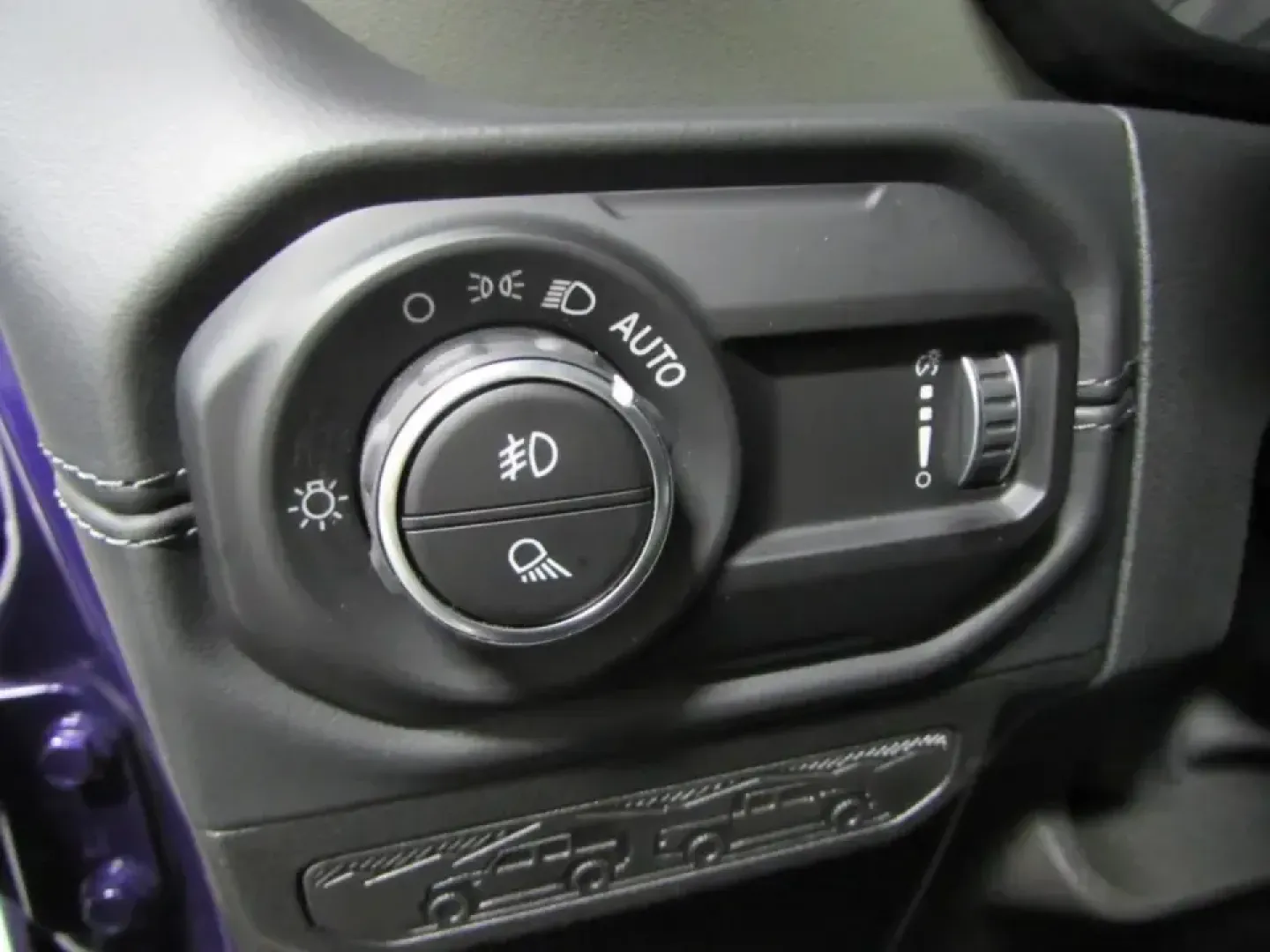 2026 /Black Jeep Gladiator Mojave (1C6RJTEG8TL) with an 3.6L V6 DOHC 24V engine, 6M transmission, located at 12830 Highway 21, De Soto, MO, 63020, (636) 337-7777, 38.153099, -90.573624 - If your weekends revolve around trailheads, lake days, and hauling gear-but you still want a truck that's easy to live with Monday through Friday-this 2026 Jeep Gladiator Mojave is built for your lifestyle. With just 50 miles, it delivers that nearly-new feel with the capability and attitude Gladiat - Photo#20