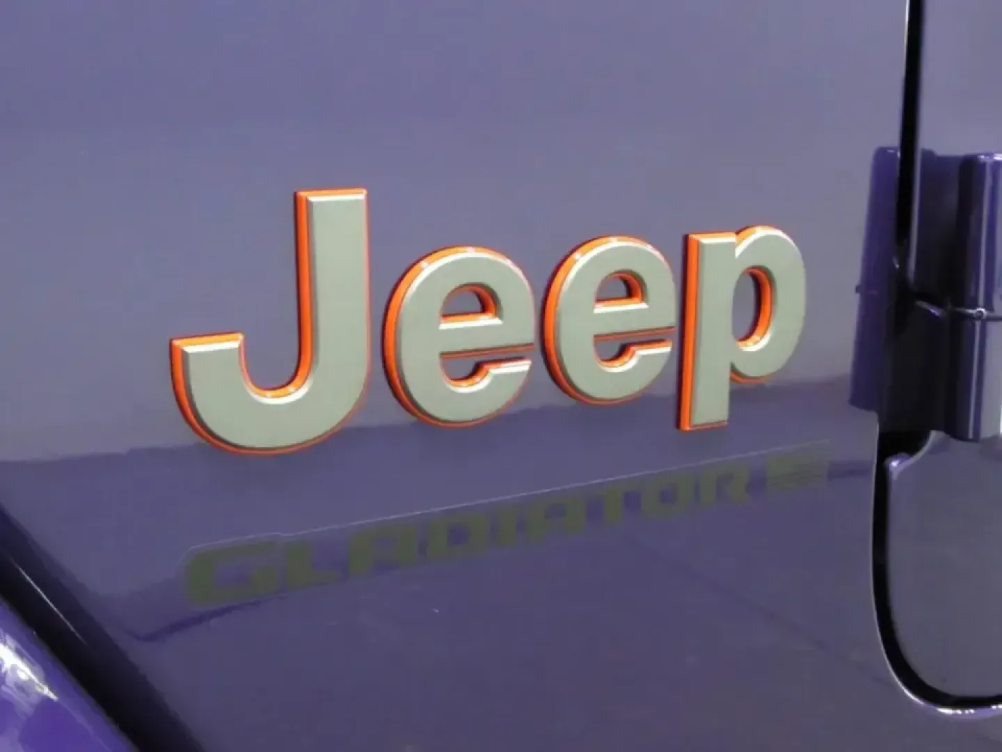 2026 /Black Jeep Gladiator Mojave (1C6RJTEG8TL) with an 3.6L V6 DOHC 24V engine, 6M transmission, located at 12830 Highway 21, De Soto, MO, 63020, (636) 337-7777, 38.153099, -90.573624 - If your weekends revolve around trailheads, lake days, and hauling gear-but you still want a truck that's easy to live with Monday through Friday-this 2026 Jeep Gladiator Mojave is built for your lifestyle. With just 50 miles, it delivers that nearly-new feel with the capability and attitude Gladiat - Photo#31
