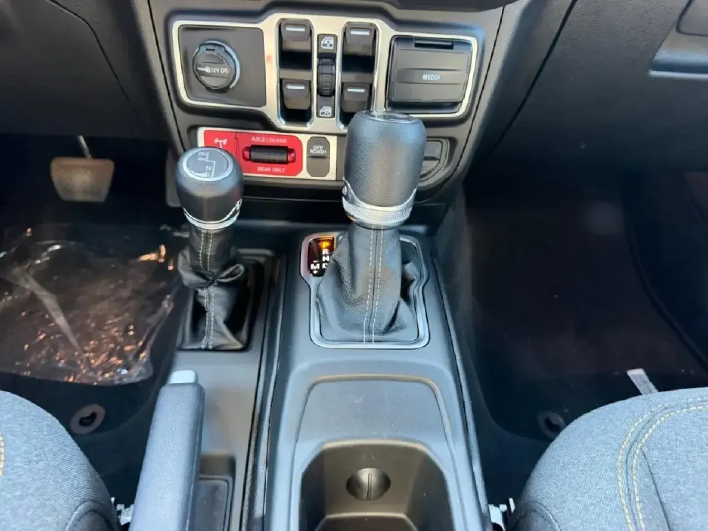 2026 /Black Cloth Jeep Wrangler Willys (1C4PJXDNXTW) with an 2.0L engine, 6M transmission, located at 970 Woodlawn Dr., Farmington, MO, 63640, (573) 431-7800, 37.825642, -90.468674 - Weekend trail runs at St. Joe State Park, a top-down cruise through downtown Farmington, or a confident commute out toward Park Hills and Bonne Terre-this 2026 Jeep Wrangler Sport is built for the kind of life that doesn't stay on pavement. With only **5 miles** on the odometer, it delivers that new - Photo#15