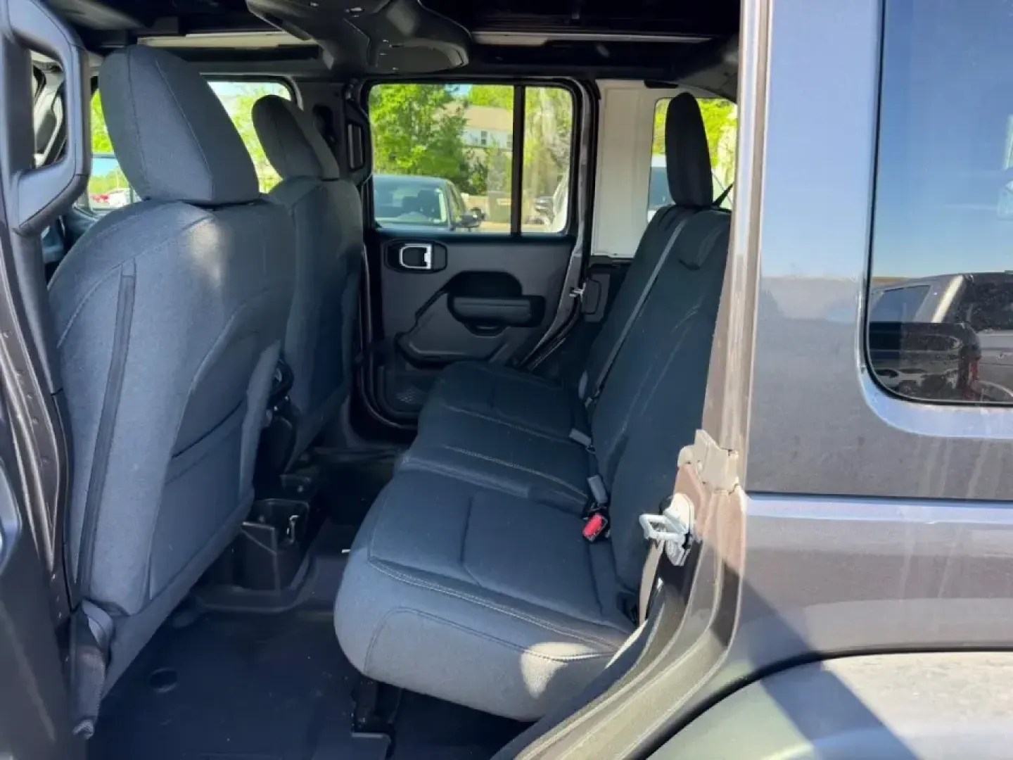 2026 /Black Cloth Jeep Wrangler Willys (1C4PJXDNXTW) with an 2.0L engine, 6M transmission, located at 970 Woodlawn Dr., Farmington, MO, 63640, (573) 431-7800, 37.825642, -90.468674 - Weekend trail runs at St. Joe State Park, a top-down cruise through downtown Farmington, or a confident commute out toward Park Hills and Bonne Terre-this 2026 Jeep Wrangler Sport is built for the kind of life that doesn't stay on pavement. With only **5 miles** on the odometer, it delivers that new - Photo#8
