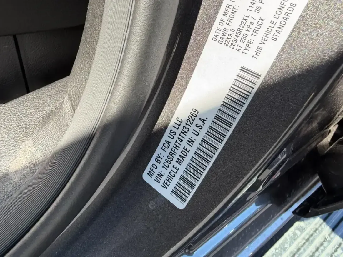 2026 /Black Leather Ram 1500 Limited (1C6SRFHT4TN) with an 5.7L engine, Automatic transmission, located at 970 Woodlawn Dr., Farmington, MO, 63640, (573) 431-7800, 37.825642, -90.468674 - Whether you're hauling weekend projects, towing the boat to a getaway, or simply upgrading your daily drive with first-class comfort, this **2026 Ram 1500 Limited Crew Cab SWB 4WD** is built for life in and around **Farmington, Missouri**. With just **5 miles** on the odometer, it delivers that new- - Photo#23