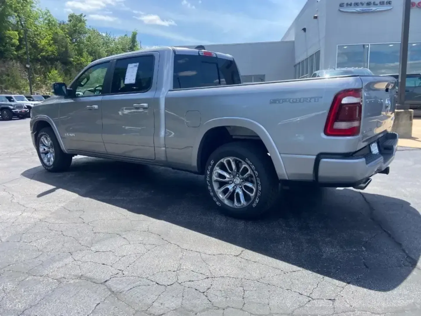 2022 /Black Ram 1500 Laramie (1C6SRFRT0NN) with an 5.7L V8 OHV 16V engine, 8A transmission, located at 12830 Highway 21, De Soto, MO, 63020, (636) 337-7777, 38.153099, -90.573624 - If your weekends bounce between hauling gear, heading out for a lake day, and still needing a comfortable daily driver for work, this **2022 Ram 1500 Laramie Crew Cab LWB 4WD** is built for that real-life rhythm. It's the kind of truck that feels equally at home on an early-morning commute, a family - Photo#4