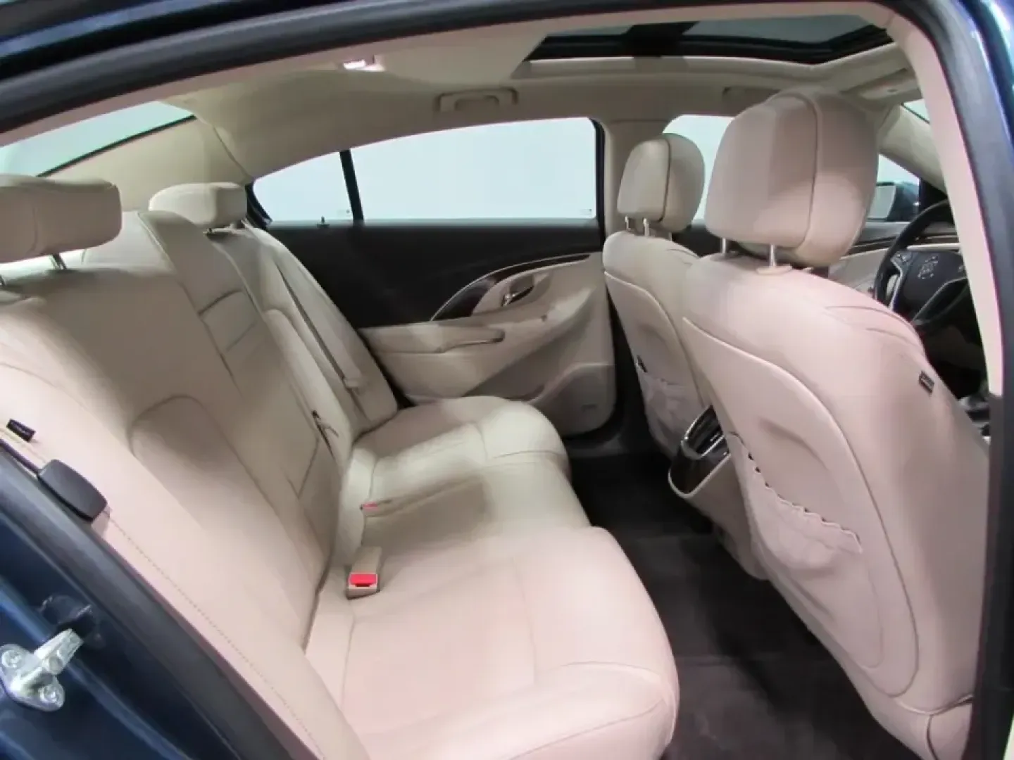 2014 /Light Neutral Buick LaCrosse Premium I Group (1G4GD5G39EF) with an 3.6L V6 DOHC 24V FFV engine, Automatic transmission, located at 12830 Highway 21, De Soto, MO, 63020, (636) 337-7777, 38.153099, -90.573624 - If your week is packed with long commutes, school drop-offs, and the occasional weekend escape down Highway 21, this 2014 Buick LaCrosse Premium I is the kind of comfortable, quiet sedan that makes every mile feel easier. With its upscale ride, confident V6 power, and low 42,623 miles, it's a smart - Photo#18