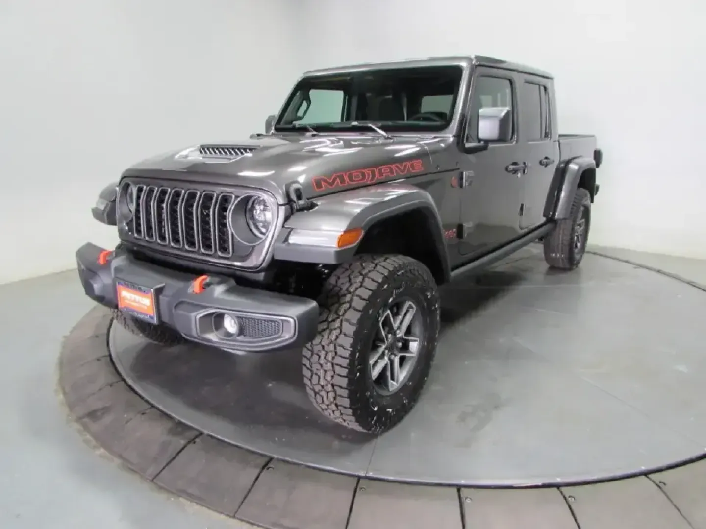 2026 /Black Jeep Gladiator Mojave (1C6RJTEG0TL) with an 3.6L V6 DOHC 24V engine, 6M transmission, located at 12830 Highway 21, De Soto, MO, 63020, (636) 337-7777, 38.153099, -90.573624 - Weekend trail runs, float trips, and backroad exploring around Jefferson County feel better when your truck is built for adventure-and still comfortable enough for the daily commute. This **2026 Jeep Gladiator Mojave** is the kind of rig that fits an active Missouri lifestyle: capable for off-paveme - Photo#2