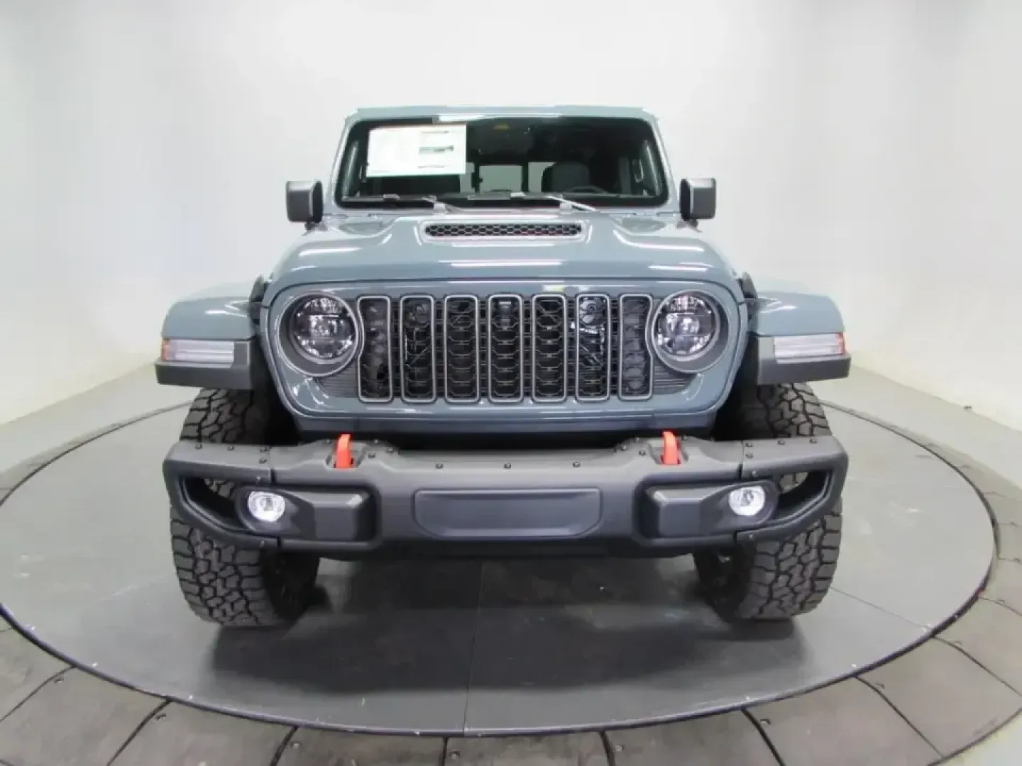 2026 /Black Jeep Gladiator Mojave X (1C6RJTEG2TL) with an 3.6L V6 DOHC 24V engine, 6M transmission, located at 12830 Highway 21, De Soto, MO, 63020, (636) 337-7777, 38.153099, -90.573624 - If your weekends revolve around trailheads, kayaks, and gear that never seems to fit in a typical SUV, this truck was built for your lifestyle. The 2026 Jeep Gladiator Mojave blends open-air freedom with real pickup utility-ready for quick runs across town in De Soto and confident escapes to the bac - Photo#1