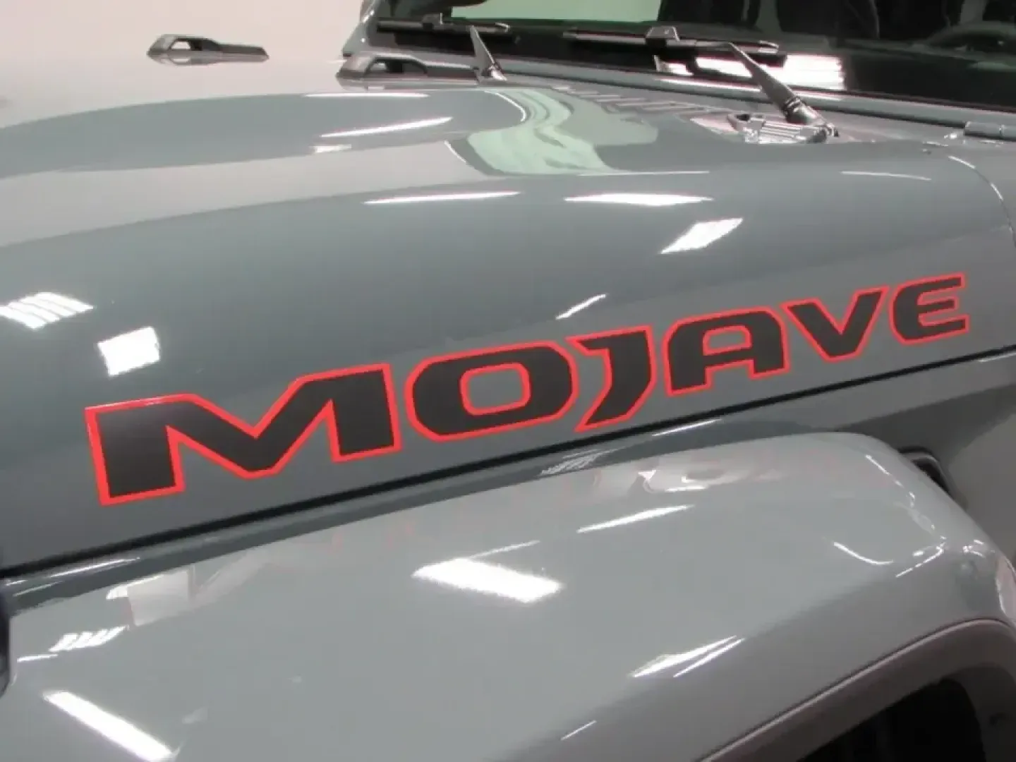 2026 /Black Jeep Gladiator Mojave X (1C6RJTEG2TL) with an 3.6L V6 DOHC 24V engine, 6M transmission, located at 12830 Highway 21, De Soto, MO, 63020, (636) 337-7777, 38.153099, -90.573624 - If your weekends revolve around trailheads, kayaks, and gear that never seems to fit in a typical SUV, this truck was built for your lifestyle. The 2026 Jeep Gladiator Mojave blends open-air freedom with real pickup utility-ready for quick runs across town in De Soto and confident escapes to the bac - Photo#30