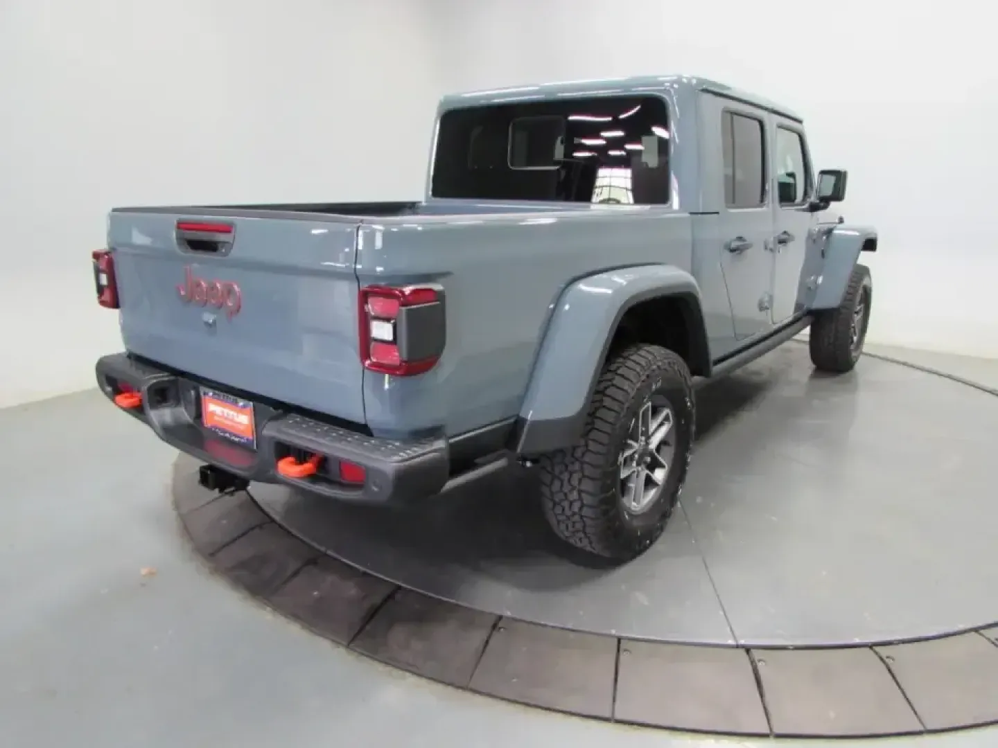 2026 /Black Jeep Gladiator Mojave X (1C6RJTEG2TL) with an 3.6L V6 DOHC 24V engine, 6M transmission, located at 12830 Highway 21, De Soto, MO, 63020, (636) 337-7777, 38.153099, -90.573624 - If your weekends revolve around trailheads, kayaks, and gear that never seems to fit in a typical SUV, this truck was built for your lifestyle. The 2026 Jeep Gladiator Mojave blends open-air freedom with real pickup utility-ready for quick runs across town in De Soto and confident escapes to the bac - Photo#6