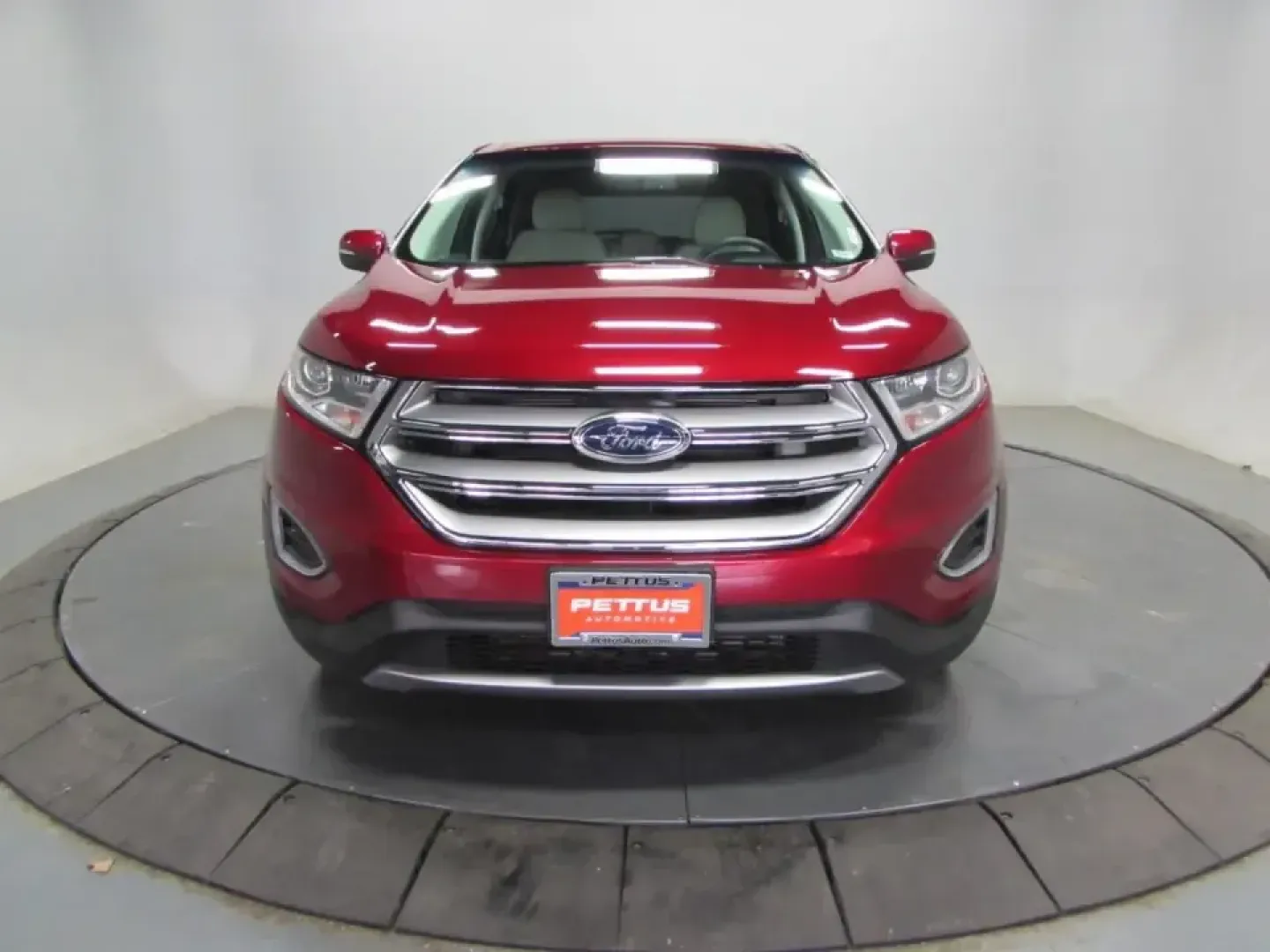 2018 /Ceramic Ford Edge Titanium (2FMPK3K91JB) with an 2.0L L4 DOHC 16V engine, 6A transmission, located at 12836 Highway 21, De Soto, MO, 63020, (636) 337-7777, 38.151867, -90.575615 - Need an SUV that makes weekday commuting smoother, weekend errands easier, and road trips down I-55 feel effortless? This red 2018 Ford Edge Titanium is built for real life in and around De Soto-comfortable for growing families, confident for long commutes to St. Louis County, and polished enough fo - Photo#1
