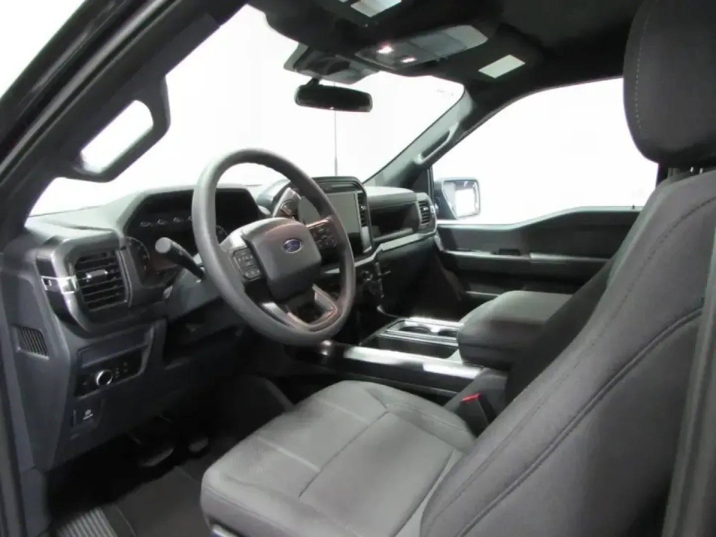 2026 Ford F-150 STX (1FTEW2LP8TK) with an 2.7L V6 EcoBoost engine, 6A transmission, located at 12836 Highway 21, De Soto, MO, 63020, (636) 337-7777, 38.151867, -90.575615 - Load up the crew, hitch up the trailer, and point the hood toward a weekend at Washington State Park or an easy run up MO-21-this **2026 Ford F-150 STX 4WD** is built for the De Soto lifestyle where workdays, family time, and outdoor plans all share the same calendar. With just **11 miles** on the o - Photo#12
