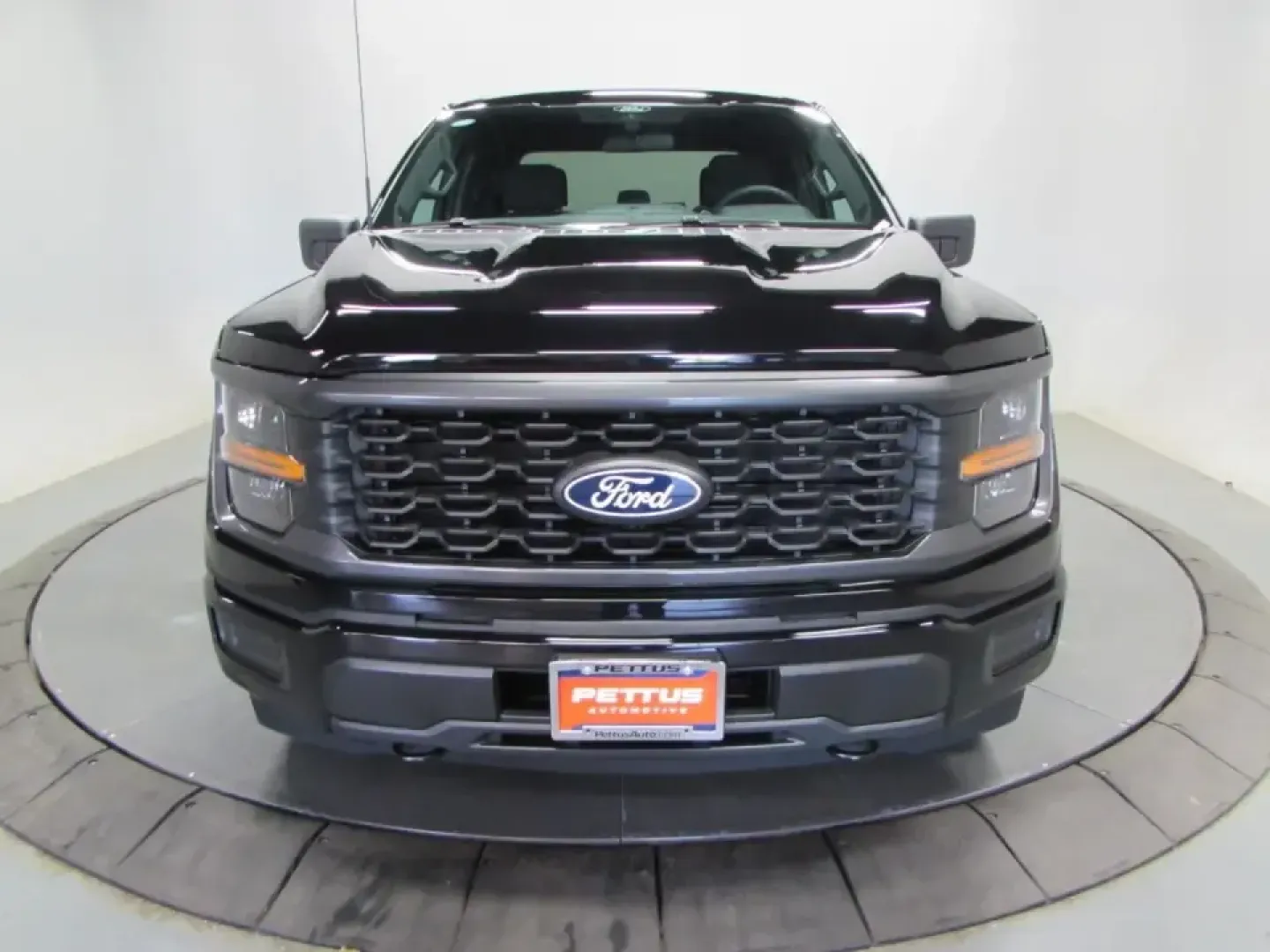 2026 Ford F-150 STX (1FTEW2LP8TK) with an 2.7L V6 EcoBoost engine, 6A transmission, located at 12836 Highway 21, De Soto, MO, 63020, (636) 337-7777, 38.151867, -90.575615 - Load up the crew, hitch up the trailer, and point the hood toward a weekend at Washington State Park or an easy run up MO-21-this **2026 Ford F-150 STX 4WD** is built for the De Soto lifestyle where workdays, family time, and outdoor plans all share the same calendar. With just **11 miles** on the o - Photo#1