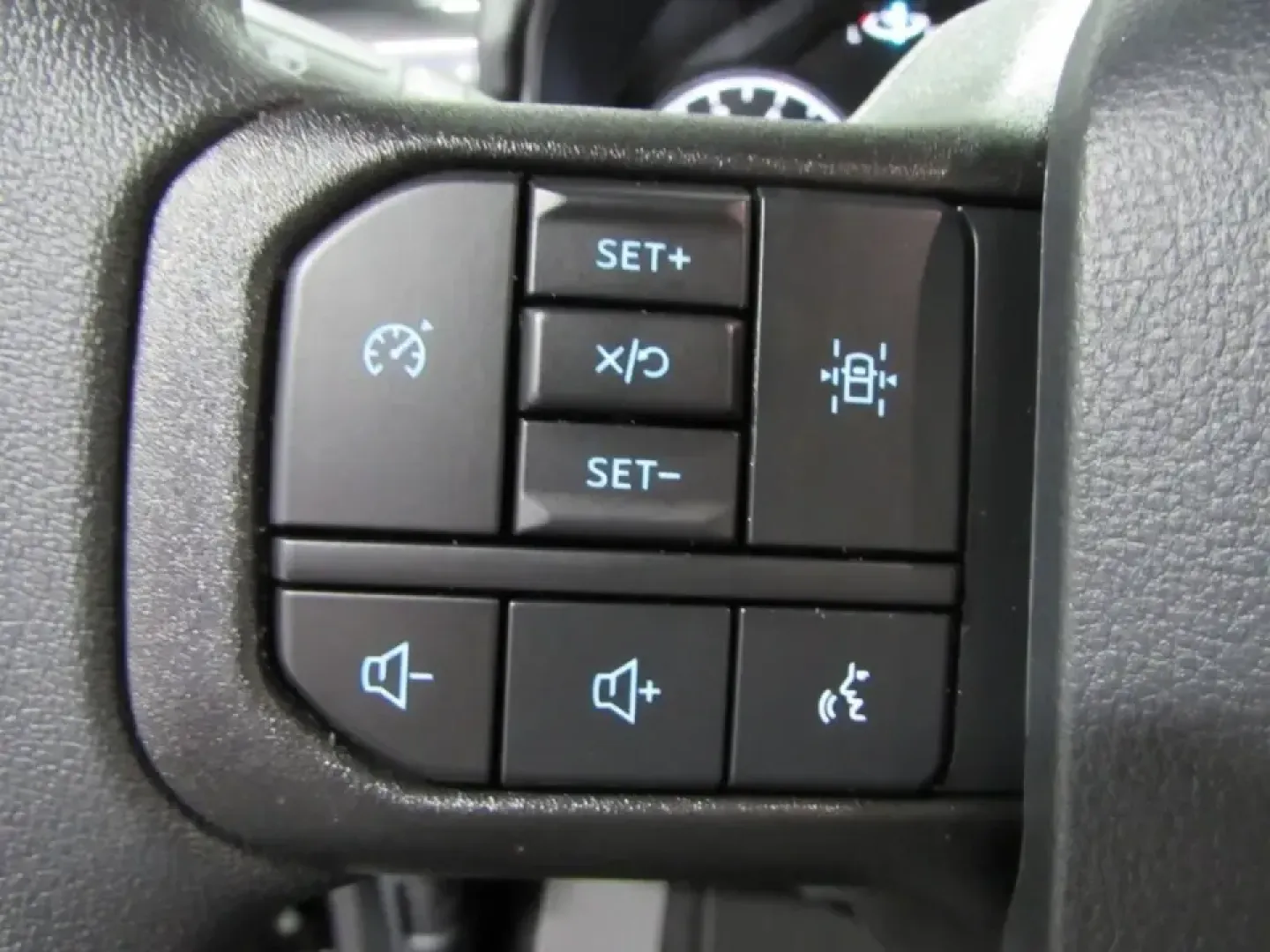 2026 Ford F-150 STX (1FTEW2LP8TK) with an 2.7L V6 EcoBoost engine, 6A transmission, located at 12836 Highway 21, De Soto, MO, 63020, (636) 337-7777, 38.151867, -90.575615 - Load up the crew, hitch up the trailer, and point the hood toward a weekend at Washington State Park or an easy run up MO-21-this **2026 Ford F-150 STX 4WD** is built for the De Soto lifestyle where workdays, family time, and outdoor plans all share the same calendar. With just **11 miles** on the o - Photo#22