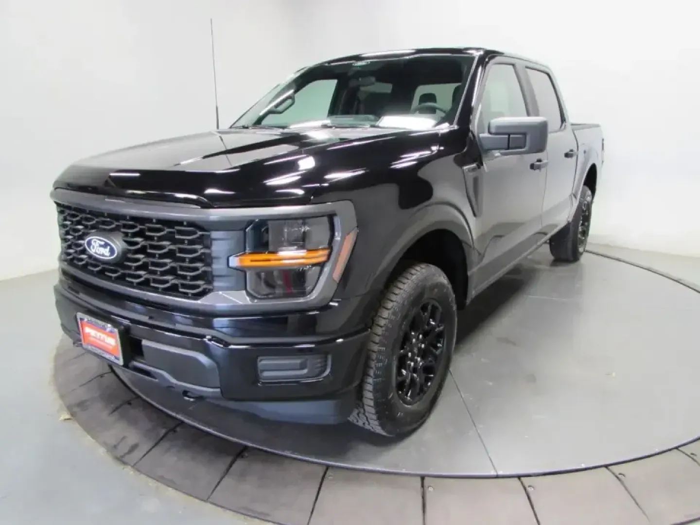 2026 Ford F-150 STX (1FTEW2LP8TK) with an 2.7L V6 EcoBoost engine, 6A transmission, located at 12836 Highway 21, De Soto, MO, 63020, (636) 337-7777, 38.151867, -90.575615 - Load up the crew, hitch up the trailer, and point the hood toward a weekend at Washington State Park or an easy run up MO-21-this **2026 Ford F-150 STX 4WD** is built for the De Soto lifestyle where workdays, family time, and outdoor plans all share the same calendar. With just **11 miles** on the o - Photo#2