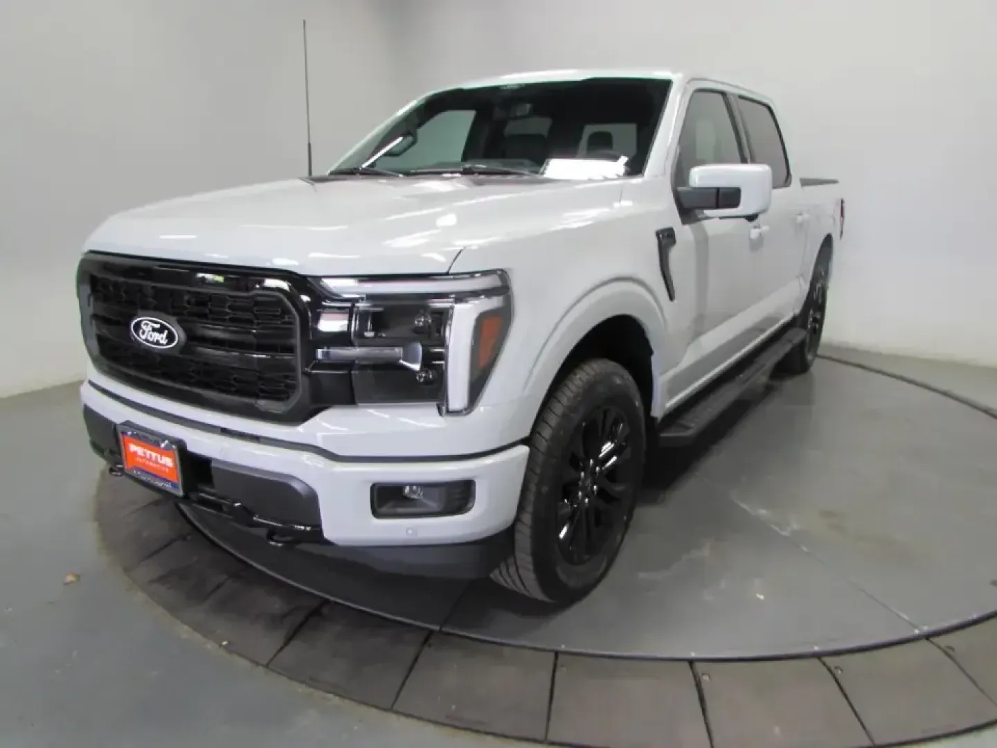 2026 Ford F-150 Lariat (1FTFW5L8XTF) with an 3.5L V6 EcoBoost engine, 6A transmission, located at 12836 Highway 21, De Soto, MO, 63020, (636) 337-7777, 38.151867, -90.575615 - Whether your weekends are spent towing a boat to a nearby lake, hauling supplies for a home project, or packing up the crew for a road trip down Highway 21, this 2026 Ford F-150 LARIAT is built for the kind of life that doesn't sit still. With bold capability, premium comfort, and modern tech, it's - Photo#2
