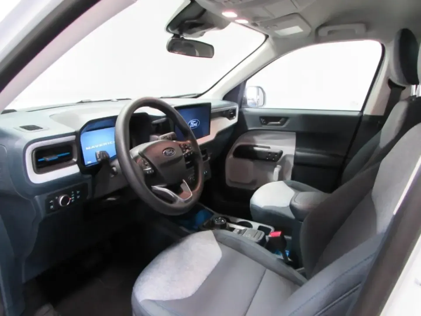 2026 Ford Maverick XLT (3FTTW8H34TR) with an 2.5L Hybrid engine, CVT transmission, located at 12836 Highway 21, De Soto, MO, 63020, (636) 337-7777, 38.151867, -90.575615 - If your week includes long commutes down Hwy 21, quick school drop-offs, and weekend runs for mulch, bikes, or camping gear, this 2026 Ford Maverick XLT Hybrid is built for your real life. It's the kind of compact truck that fits easily into De Soto routines while still feeling ready for a road trip - Photo#12
