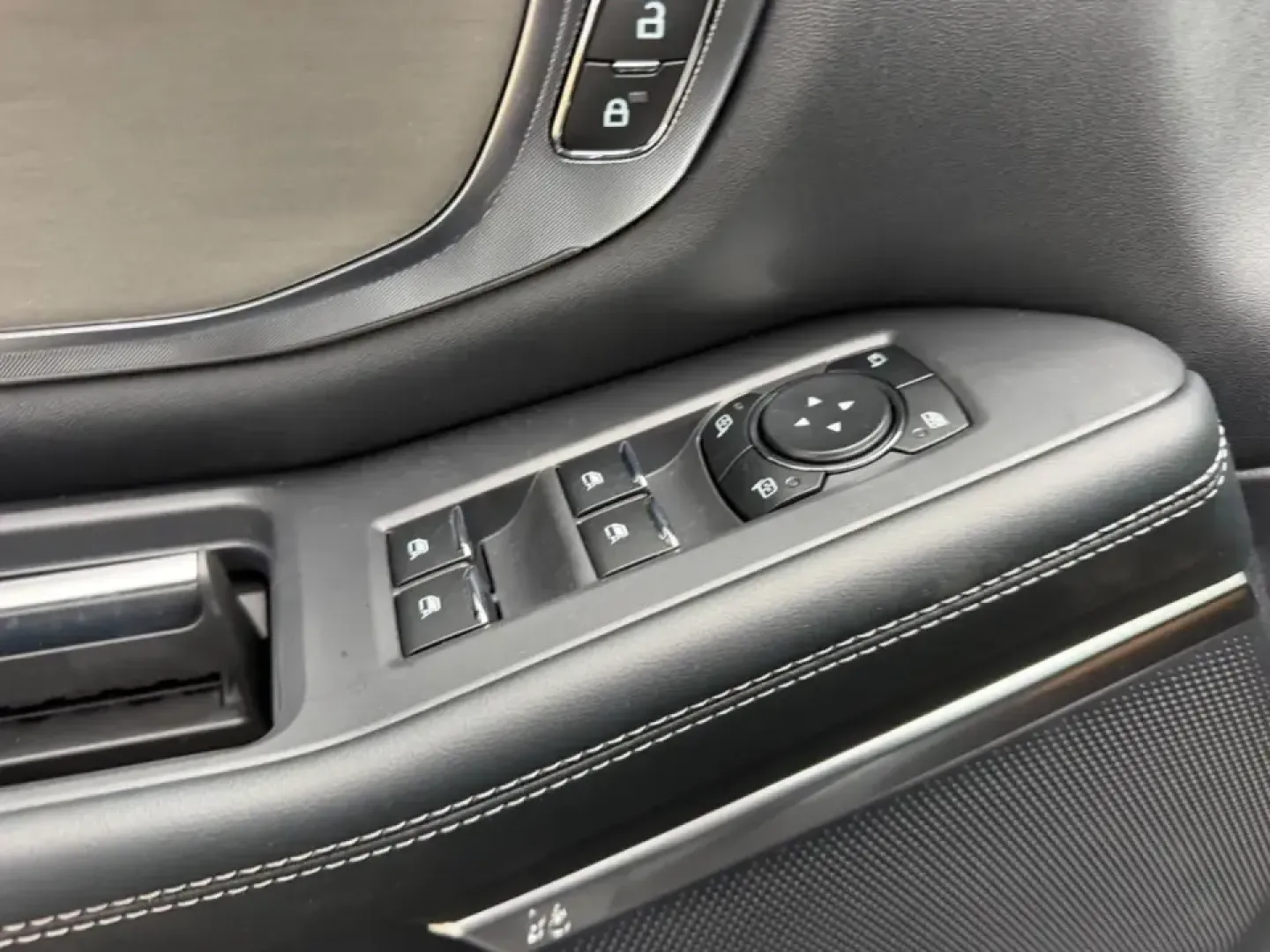 2026 /Black Onyx Leather Ford Expedition Platinum (1FMJU1M85TE) with an 3.5L EcoBoost V6 engine, Automatic transmission, located at 141 Commercial Dr, Fredericktown, MO, 63645, (573) 783-6432, 37.570087, -90.320648 - Need one SUV that can handle school drop-offs, long commutes, and weekend escapes to the Ozarks without breaking a sweat? This **2026 Ford Expedition Platinum 4WD** is built for big-family comfort and big-road confidence-whether you're packing up for a road trip, towing weekend gear, or simply wanti - Photo#20