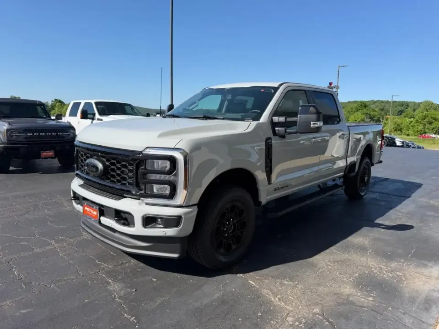 2026 /Black Onyx Leather Ford F-250SD King Ranch Crew Cab 4WD (1FT8W2BT6TE) with an 6.7L engine, 6A transmission, located at 141 Commercial Dr, Fredericktown, MO, 63645, (573) 783-6432, 37.570087, -90.320648 - If your weekends revolve around hauling a camper to Lake Wappapello, pulling a work trailer down US-67, or heading out before sunrise for a long day on the jobsite, this truck is built for that life. The **2026 Ford Super Duty F-250 SRW King Ranch Crew Cab 4WD** delivers serious diesel capability wi - Photo#6