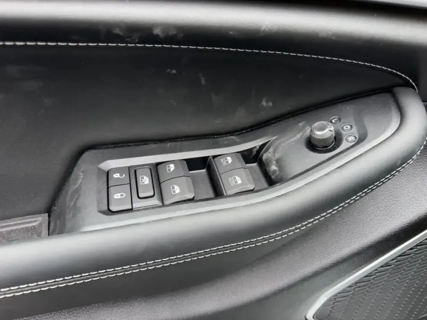 2026 /Global Black Leather Jeep Grand Cherokee Limited (1C4RJKBR0T8) with an 2.0L engine, 8A transmission, located at 970 Woodlawn Dr., Farmington, MO, 63640, (573) 431-7800, 37.825642, -90.468674 - Adventure-ready comfort meets everyday practicality in this nearly new 2026 Jeep Grand Cherokee Limited 4WD-an SUV built for Missouri weekends at St. Joe State Park, school-and-sports carpools, and confident commuting on Highway 67. With just 5 miles, this Grand Cherokee feels fresh off the showroom - Photo#20