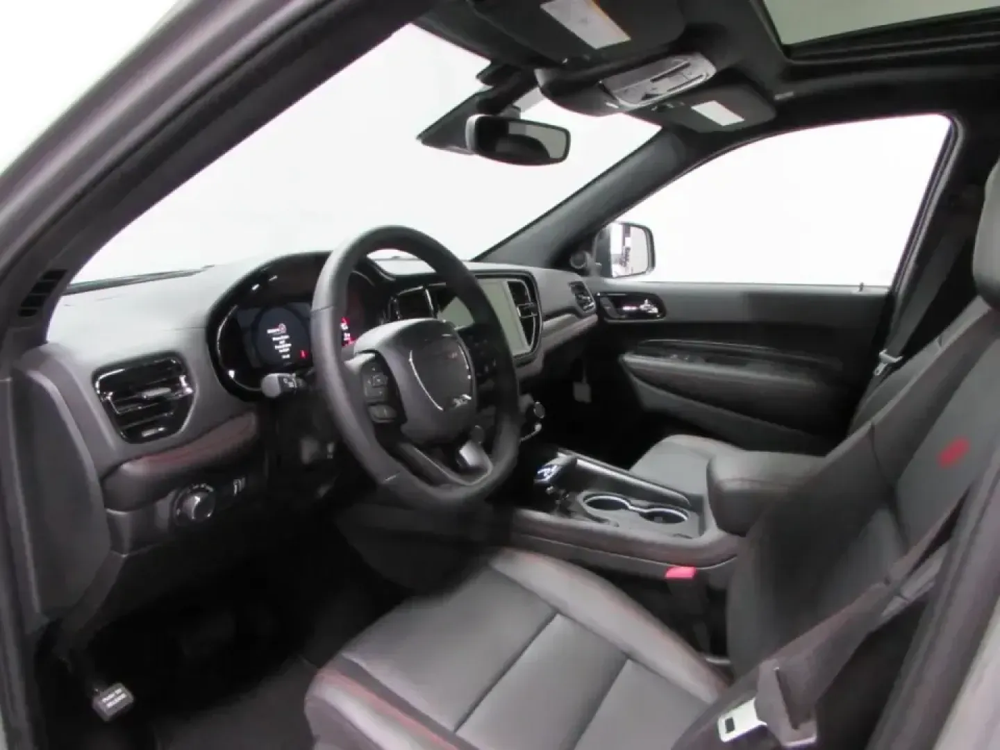 2026 /Black Dodge Durango GT Plus HEMI V8 (1C4SDJCT6TC) with an 5.7L V8 OHV 16V engine, Automatic transmission, located at 12830 Highway 21, De Soto, MO, 63020, (636) 337-7777, 38.153099, -90.573624 - Family hauler, commuter, and weekend road-trip machine all in one-this 2026 Dodge Durango GT Plus HEMI V8 is built for real life in Missouri. Whether you're loading up for a Cardinals game day run, tackling a long commute down Highway 21, or planning a Lake Tishomingo weekend with the kids and gear, - Photo#12