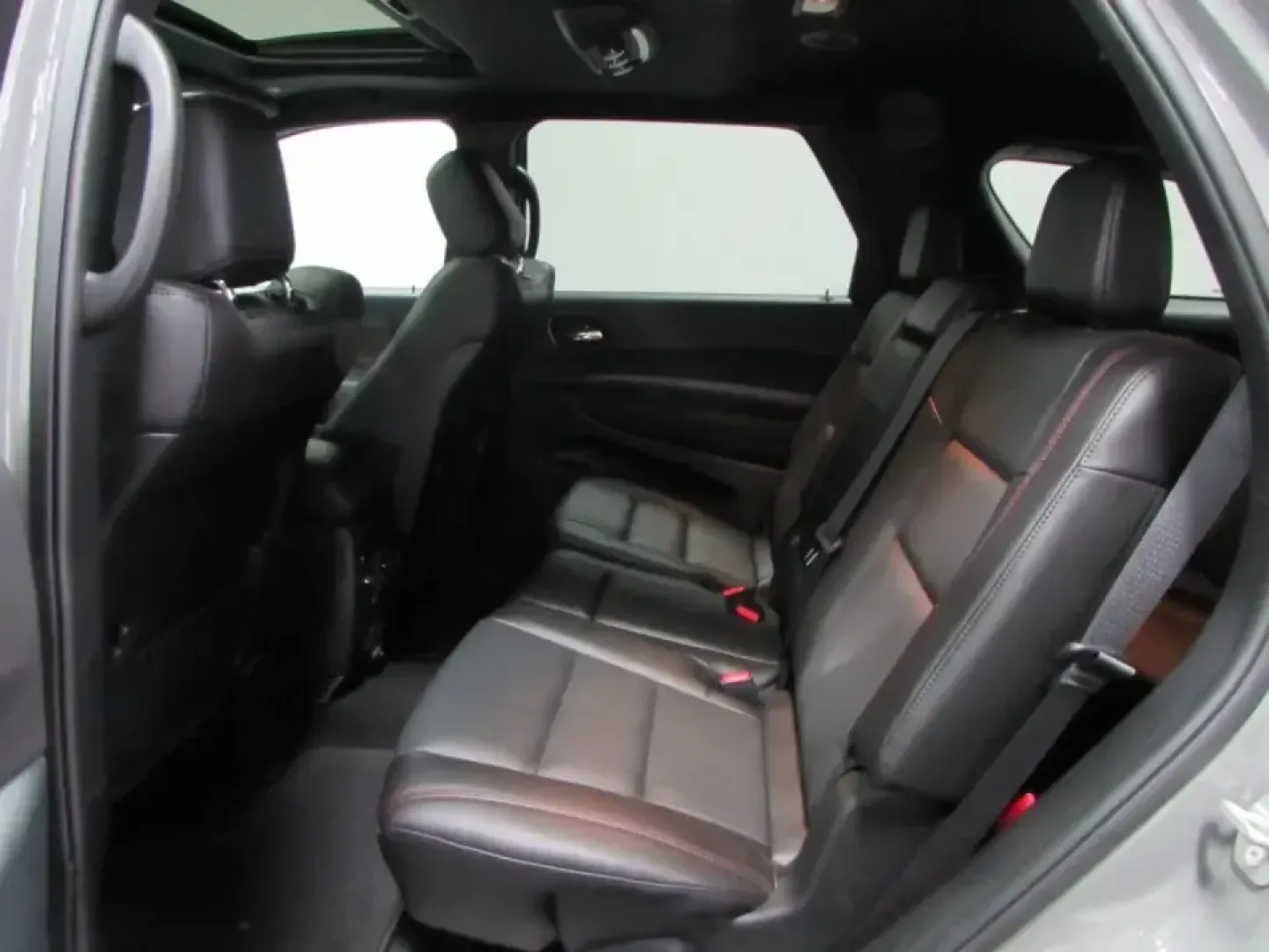 2026 /Black Dodge Durango GT Plus HEMI V8 (1C4SDJCT6TC) with an 5.7L V8 OHV 16V engine, Automatic transmission, located at 12830 Highway 21, De Soto, MO, 63020, (636) 337-7777, 38.153099, -90.573624 - Family hauler, commuter, and weekend road-trip machine all in one-this 2026 Dodge Durango GT Plus HEMI V8 is built for real life in Missouri. Whether you're loading up for a Cardinals game day run, tackling a long commute down Highway 21, or planning a Lake Tishomingo weekend with the kids and gear, - Photo#14