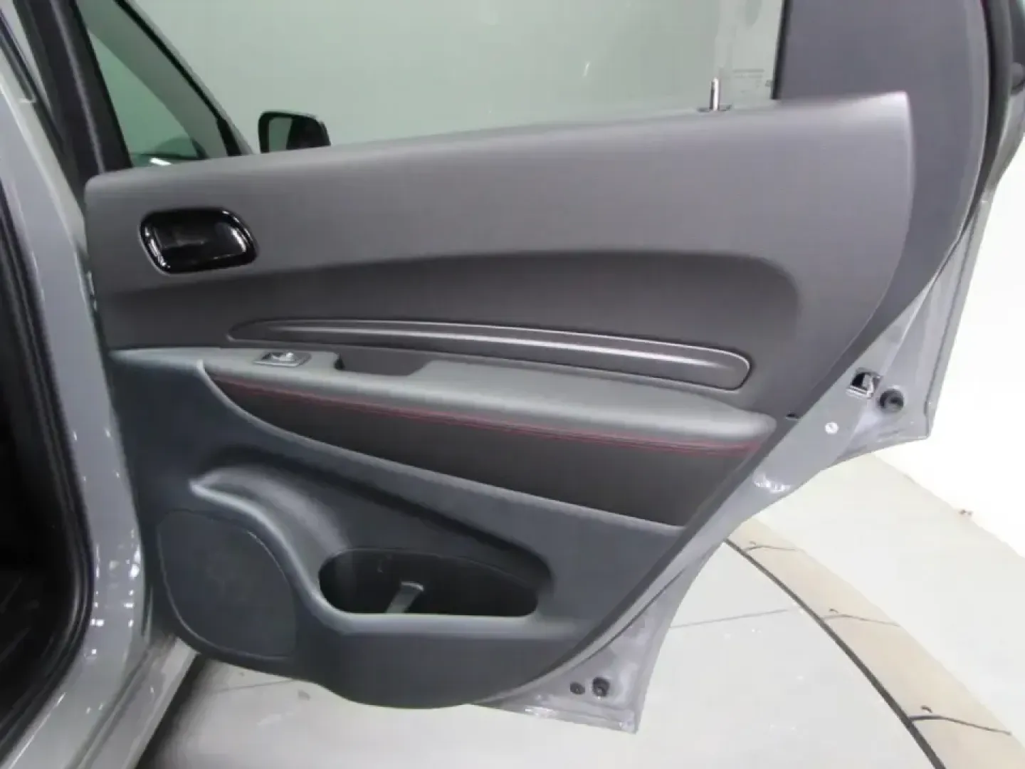 2026 /Black Dodge Durango GT Plus HEMI V8 (1C4SDJCT6TC) with an 5.7L V8 OHV 16V engine, Automatic transmission, located at 12830 Highway 21, De Soto, MO, 63020, (636) 337-7777, 38.153099, -90.573624 - Family hauler, commuter, and weekend road-trip machine all in one-this 2026 Dodge Durango GT Plus HEMI V8 is built for real life in Missouri. Whether you're loading up for a Cardinals game day run, tackling a long commute down Highway 21, or planning a Lake Tishomingo weekend with the kids and gear, - Photo#18