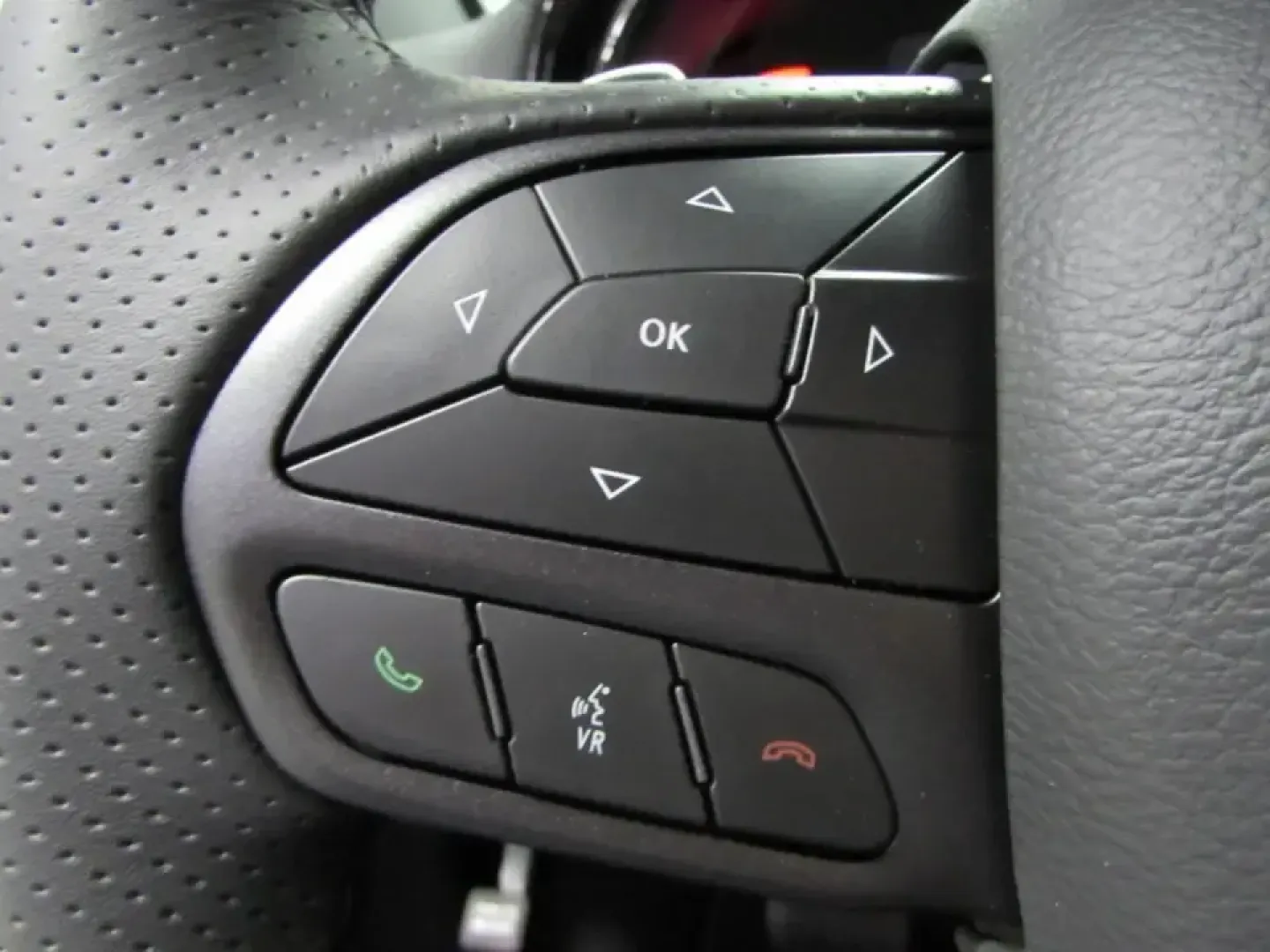 2026 /Black Dodge Durango GT Plus HEMI V8 (1C4SDJCT6TC) with an 5.7L V8 OHV 16V engine, Automatic transmission, located at 12830 Highway 21, De Soto, MO, 63020, (636) 337-7777, 38.153099, -90.573624 - Family hauler, commuter, and weekend road-trip machine all in one-this 2026 Dodge Durango GT Plus HEMI V8 is built for real life in Missouri. Whether you're loading up for a Cardinals game day run, tackling a long commute down Highway 21, or planning a Lake Tishomingo weekend with the kids and gear, - Photo#26