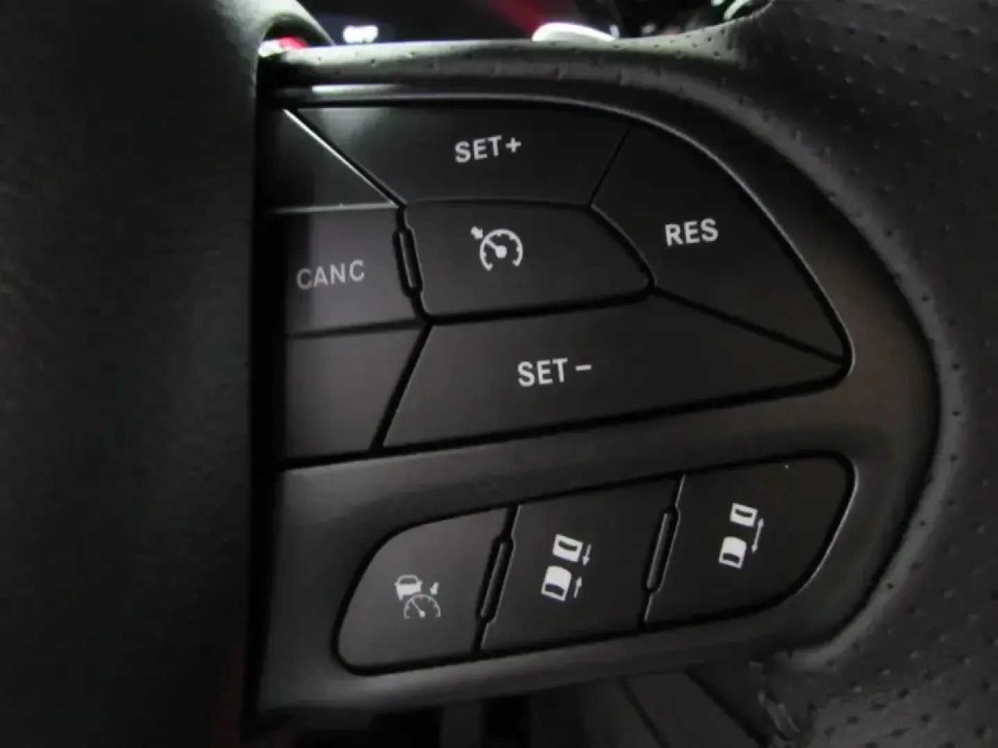 2026 /Black Dodge Durango GT Plus HEMI V8 (1C4SDJCT6TC) with an 5.7L V8 OHV 16V engine, Automatic transmission, located at 12830 Highway 21, De Soto, MO, 63020, (636) 337-7777, 38.153099, -90.573624 - Family hauler, commuter, and weekend road-trip machine all in one-this 2026 Dodge Durango GT Plus HEMI V8 is built for real life in Missouri. Whether you're loading up for a Cardinals game day run, tackling a long commute down Highway 21, or planning a Lake Tishomingo weekend with the kids and gear, - Photo#27