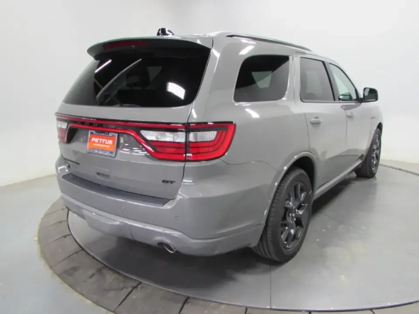 2026 /Black Dodge Durango GT Plus HEMI V8 (1C4SDJCT6TC) with an 5.7L V8 OHV 16V engine, Automatic transmission, located at 12830 Highway 21, De Soto, MO, 63020, (636) 337-7777, 38.153099, -90.573624 - Family hauler, commuter, and weekend road-trip machine all in one-this 2026 Dodge Durango GT Plus HEMI V8 is built for real life in Missouri. Whether you're loading up for a Cardinals game day run, tackling a long commute down Highway 21, or planning a Lake Tishomingo weekend with the kids and gear, - Photo#6