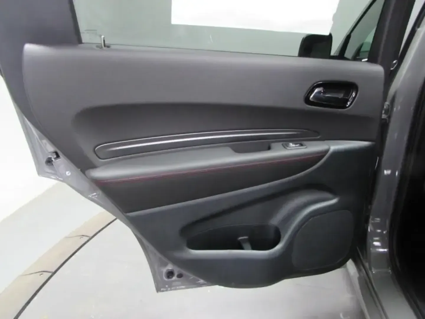 2026 /Black Dodge Durango GT Plus HEMI V8 (1C4SDJCT8TC) with an 5.7L V8 OHV 16V engine, Automatic transmission, located at 12830 Highway 21, De Soto, MO, 63020, (636) 337-7777, 38.153099, -90.573624 - Ready for family road trips, weekend lake runs, and confident year-round commuting in Jefferson County? This **2026 Dodge Durango GT Plus HEMI V8** is built for the lifestyle that demands real space, real power, and real traction-whether you're loading up for a getaway, shuttling kids to activities, - Photo#13