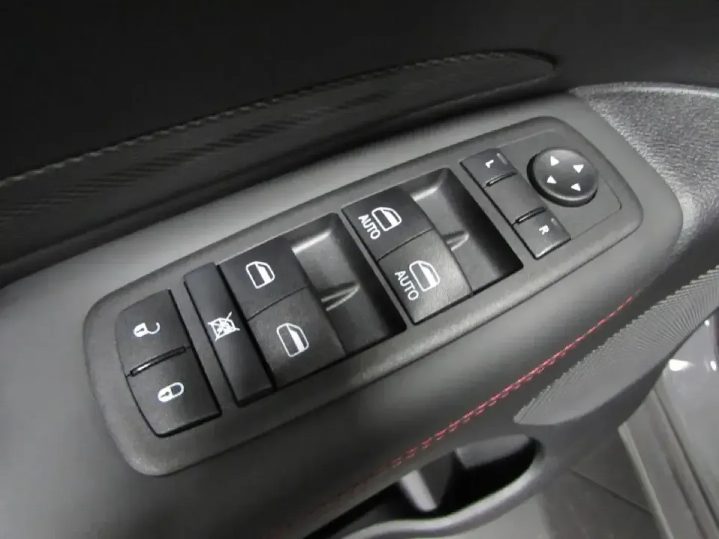 2026 /Black Dodge Durango GT Plus HEMI V8 (1C4SDJCT8TC) with an 5.7L V8 OHV 16V engine, Automatic transmission, located at 12830 Highway 21, De Soto, MO, 63020, (636) 337-7777, 38.153099, -90.573624 - Ready for family road trips, weekend lake runs, and confident year-round commuting in Jefferson County? This **2026 Dodge Durango GT Plus HEMI V8** is built for the lifestyle that demands real space, real power, and real traction-whether you're loading up for a getaway, shuttling kids to activities, - Photo#21