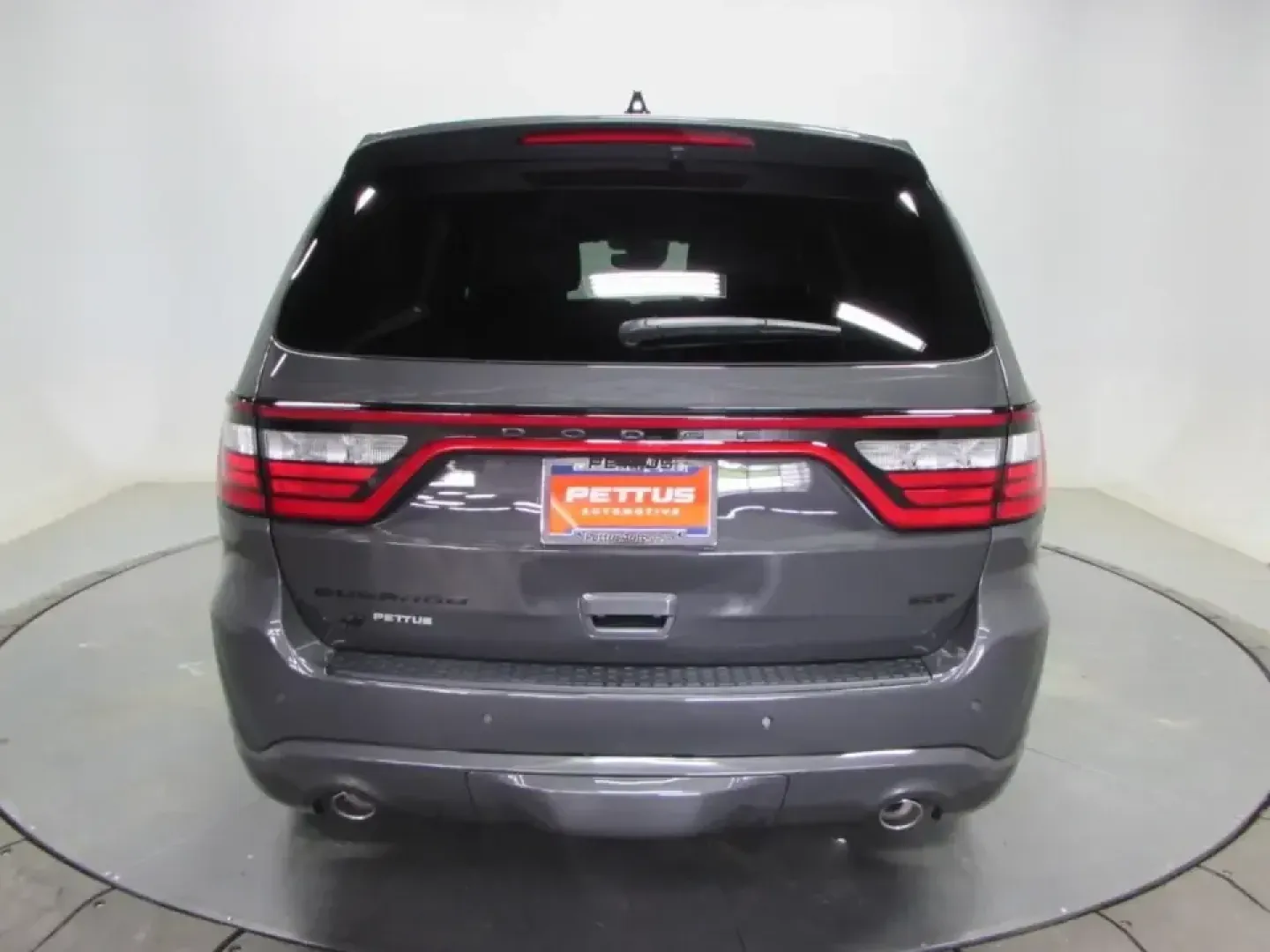 2026 /Black Dodge Durango GT Plus HEMI V8 (1C4SDJCT1TC) with an 5.7L V8 OHV 16V engine, Automatic transmission, located at 12830 Highway 21, De Soto, MO, 63020, (636) 337-7777, 38.153099, -90.573624 - Need one SUV that can handle school-drop chaos, a long I55 commute, and a loaded-up weekend run to the Ozarks without breaking a sweat? This 2026 Dodge Durango R/T AWD is built for exactly that lifestyle-muscular V8 power, confident all-wheel traction, and three-row practicality wrapped in a head-tu - Photo#5
