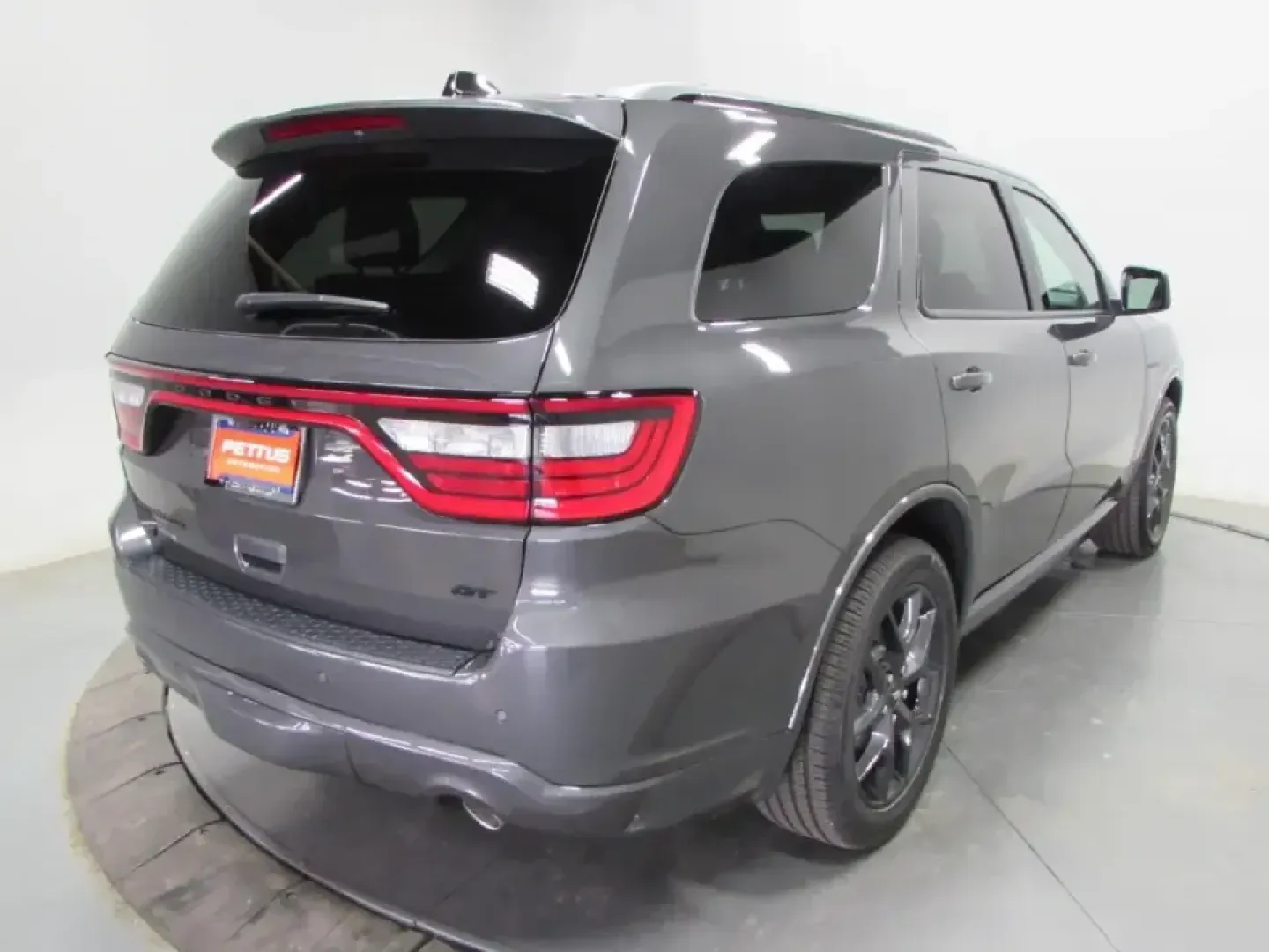 2026 /Black Dodge Durango GT Plus HEMI V8 (1C4SDJCT1TC) with an 5.7L V8 OHV 16V engine, Automatic transmission, located at 12830 Highway 21, De Soto, MO, 63020, (636) 337-7777, 38.153099, -90.573624 - Need one SUV that can handle school-drop chaos, a long I55 commute, and a loaded-up weekend run to the Ozarks without breaking a sweat? This 2026 Dodge Durango R/T AWD is built for exactly that lifestyle-muscular V8 power, confident all-wheel traction, and three-row practicality wrapped in a head-tu - Photo#6