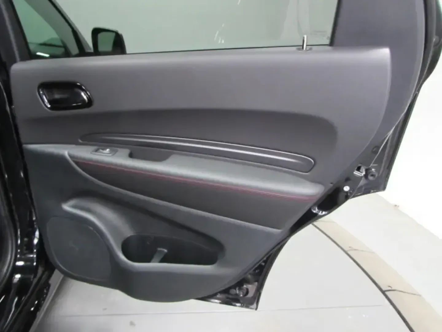 2026 /Black Dodge Durango GT Plus HEMI V8 (1C4SDJCT2TC) with an 5.7L V8 OHV 16V engine, Automatic transmission, located at 12830 Highway 21, De Soto, MO, 63020, (636) 337-7777, 38.153099, -90.573624 - Built for families who pack the week with school runs and the weekend with getaways, this 2026 Dodge Durango R/T AWD is the kind of SUV that makes every mile feel like part of the plan-whether you're cruising to St. Louis for a game, heading down Highway 21 toward a quiet campsite, or simply tacklin - Photo#18