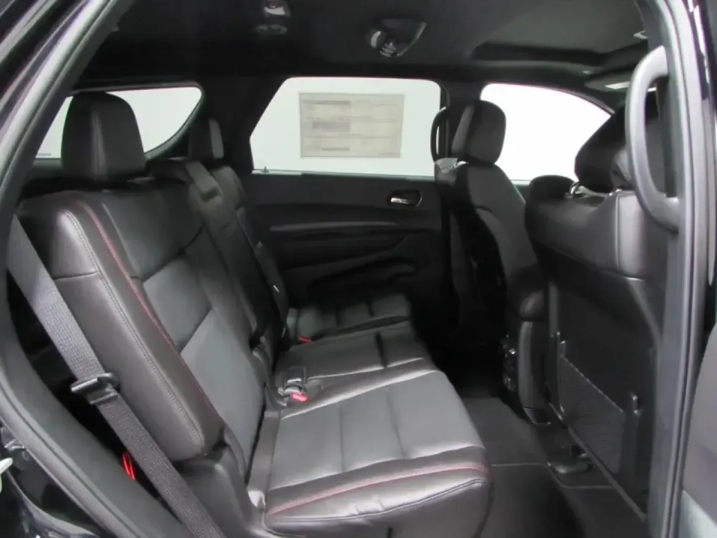 2026 /Black Dodge Durango GT Plus HEMI V8 (1C4SDJCT2TC) with an 5.7L V8 OHV 16V engine, Automatic transmission, located at 12830 Highway 21, De Soto, MO, 63020, (636) 337-7777, 38.153099, -90.573624 - Built for families who pack the week with school runs and the weekend with getaways, this 2026 Dodge Durango R/T AWD is the kind of SUV that makes every mile feel like part of the plan-whether you're cruising to St. Louis for a game, heading down Highway 21 toward a quiet campsite, or simply tacklin - Photo#19