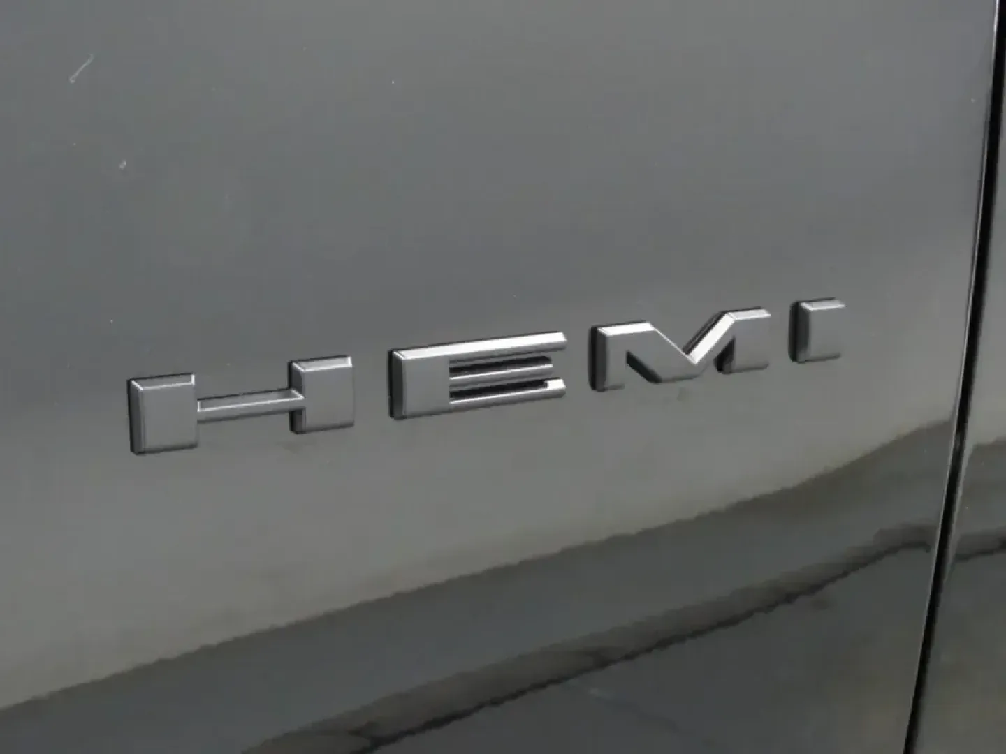 2026 /Black Dodge Durango GT Plus HEMI V8 (1C4SDJCT2TC) with an 5.7L V8 OHV 16V engine, Automatic transmission, located at 12830 Highway 21, De Soto, MO, 63020, (636) 337-7777, 38.153099, -90.573624 - Built for families who pack the week with school runs and the weekend with getaways, this 2026 Dodge Durango R/T AWD is the kind of SUV that makes every mile feel like part of the plan-whether you're cruising to St. Louis for a game, heading down Highway 21 toward a quiet campsite, or simply tacklin - Photo#34