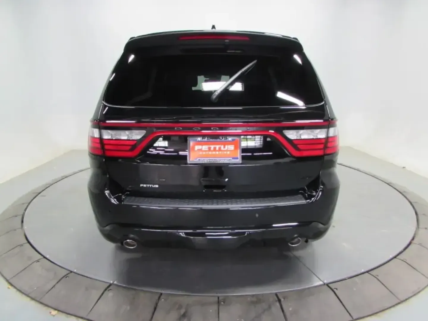 2026 /Black Dodge Durango GT Plus HEMI V8 (1C4SDJCT2TC) with an 5.7L V8 OHV 16V engine, Automatic transmission, located at 12830 Highway 21, De Soto, MO, 63020, (636) 337-7777, 38.153099, -90.573624 - Built for families who pack the week with school runs and the weekend with getaways, this 2026 Dodge Durango R/T AWD is the kind of SUV that makes every mile feel like part of the plan-whether you're cruising to St. Louis for a game, heading down Highway 21 toward a quiet campsite, or simply tacklin - Photo#5