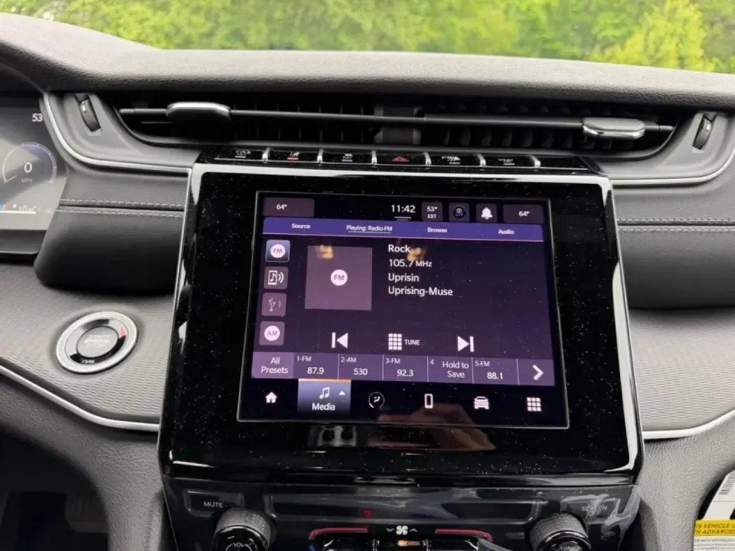 2026 /Global Black Cloth Jeep Grand Cherokee Laredo (1C4RJHAGXTC) with an 3.6L V6 engine, 8A transmission, located at 970 Woodlawn Dr., Farmington, MO, 63640, (573) 431-7800, 37.825642, -90.468674 - Whether your weekends mean lake days at St. Joe State Park, a family road trip down US-67, or confident winter commuting through Farmington and the nearby Park Hills/Bonne Terre area, this 2026 Jeep Grand Cherokee Laredo 4WD is built for real-life Missouri driving. With just 5 miles, it delivers tha - Photo#13