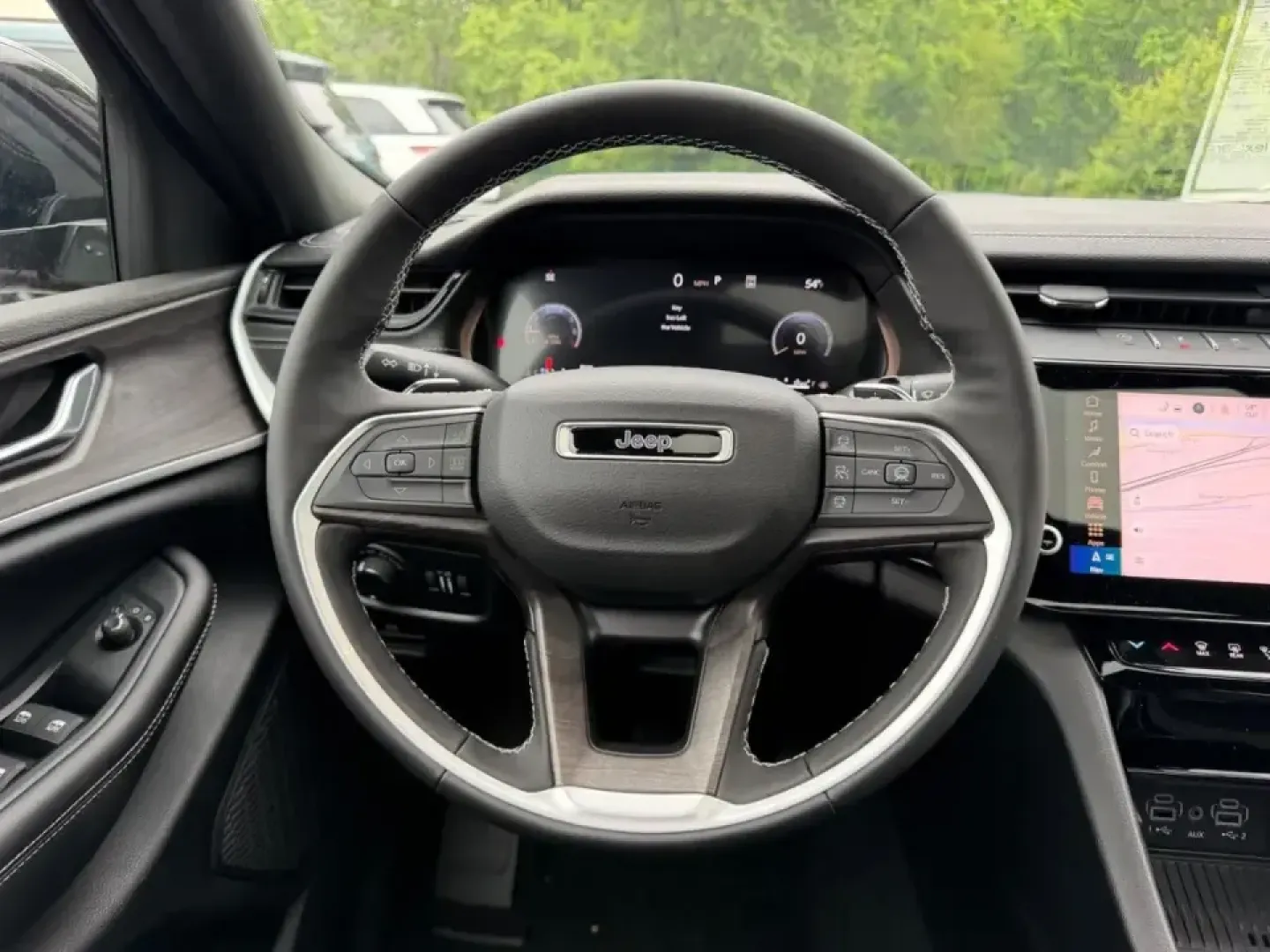 2026 /Global Black Suede Jeep Grand Cherokee Laredo Altitude (1C4RJHAR4TC) with an 2.0L engine, 8A transmission, located at 970 Woodlawn Dr., Farmington, MO, 63640, (573) 431-7800, 37.825642, -90.468674 - Built for families who juggle school drop-offs, long commutes, and weekend getaways to the Ozarks, this **2026 Jeep Grand Cherokee Altitude** is the kind of SUV that makes everyday driving feel like a small upgrade in lifestyle. With just **11 miles**, it's essentially new-ideal for shoppers who wan - Photo#12