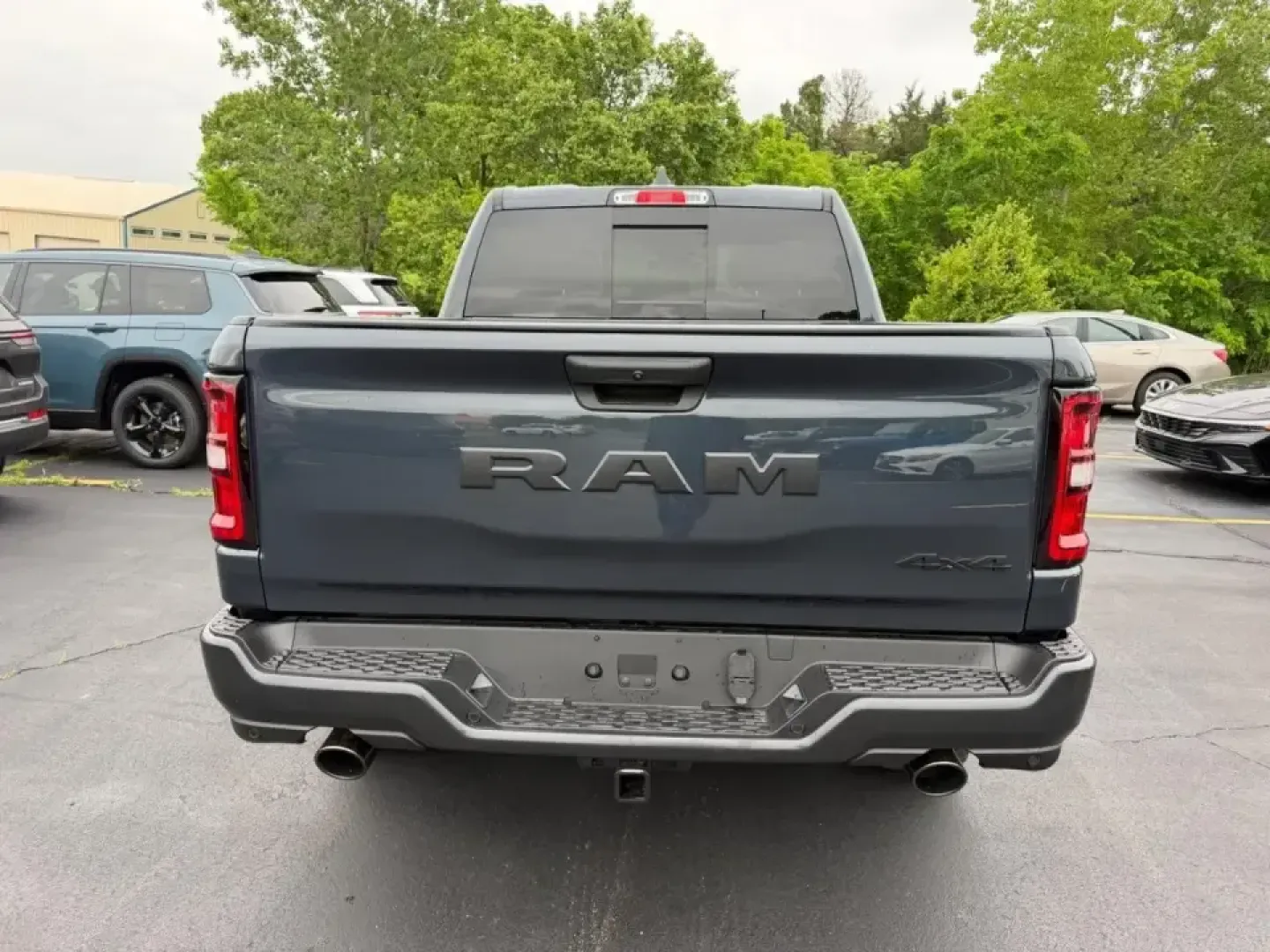 2026 /Diesel Gray/Black Cloth Ram 1500 Warlock (1C6SRFGT9TN) with an 5.7L engine, 8A transmission, located at 970 Woodlawn Dr., Farmington, MO, 63640, (573) 431-7800, 37.825642, -90.468674 - Whether you're hauling supplies to a job site off Highway 67, towing the boat for a weekend at St. Joe State Park, or simply want a confident daily driver for Missouri backroads, this 2026 Ram 1500 Express is built for real life in and around Farmington. With just 5 miles on the odometer, it deliver - Photo#3