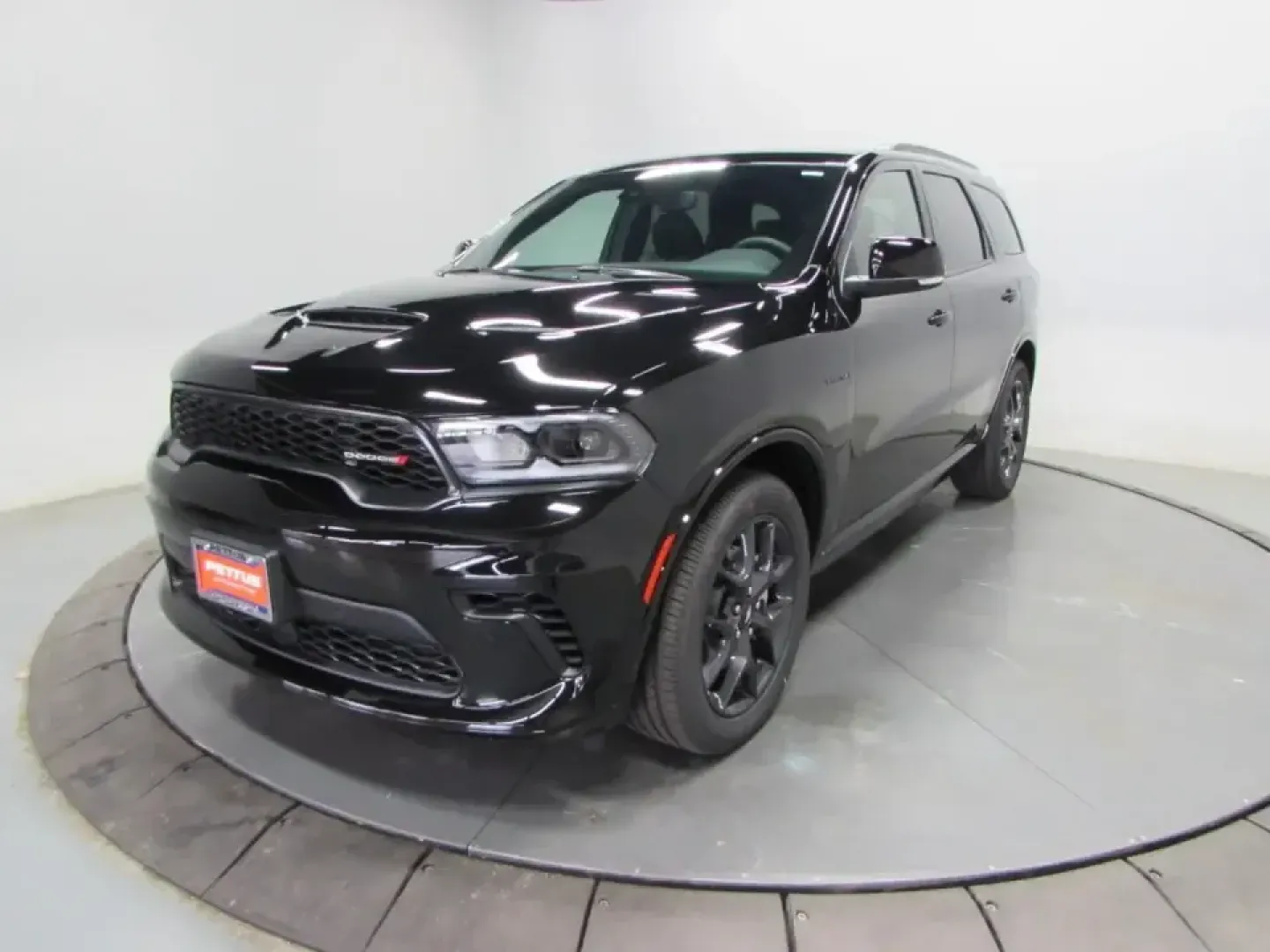2026 /Black Dodge Durango GT Plus HEMI V8 (1C4SDJCT4TC) with an 5.7L V8 OHV 16V engine, Automatic transmission, located at 12830 Highway 21, De Soto, MO, 63020, (636) 337-7777, 38.153099, -90.573624 - Pack up the crew, cue the playlist, and point your next road trip toward the rolling hills outside De Soto-this 2026 Dodge Durango R/T AWD is built for families who want real V8 muscle without giving up everyday comfort. Whether you're shuttling kids to practice, commuting up Highway 21, or planning - Photo#2