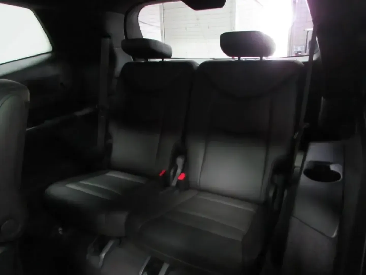 2020 /Black Cadillac XT6 Premium Luxury (1GYKPCRS4LZ) with an 3.6L V6 DOHC 24V engine, Automatic transmission, located at 12830 Highway 21, De Soto, MO, 63020, (636) 337-7777, 38.153099, -90.573624 - Road-trip ready comfort with third-row flexibility-this 2020 Cadillac XT6 Premium Luxury is built for families, busy professionals, and anyone who wants a refined SUV that can handle weekday carpools and weekend getaways with equal ease. Picture loading up for a day at Washington State Park, catchin - Photo#15