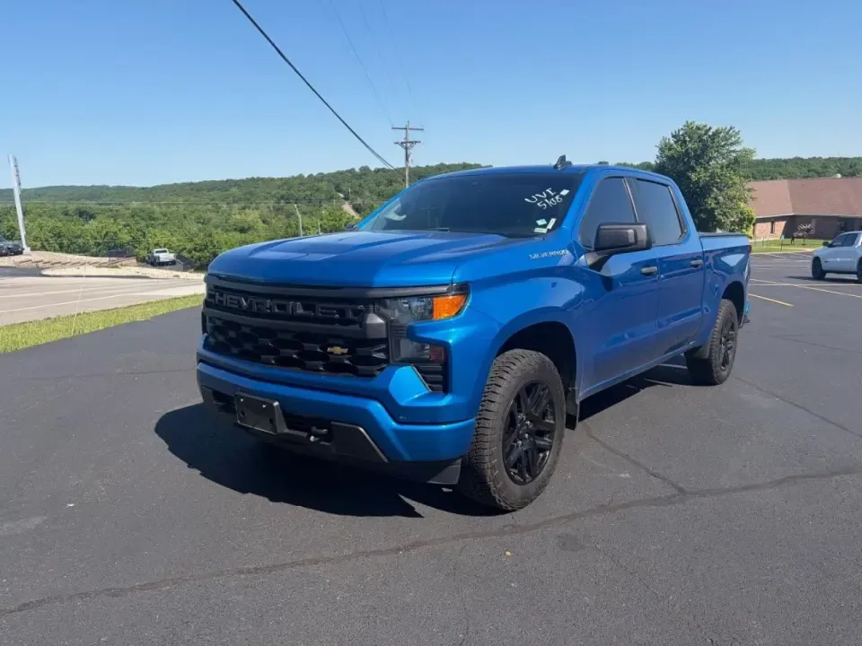 photo of 2023 Chevrolet Silverado 1500 Custom